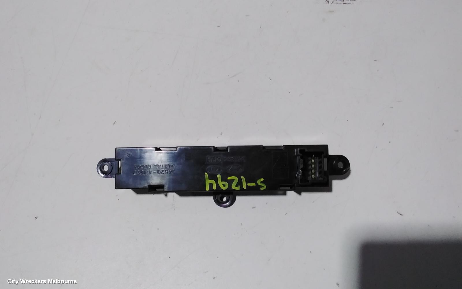 HYUNDAI ILOAD/IMAX CLOCK, TQ, 11/2007 - 03/2021