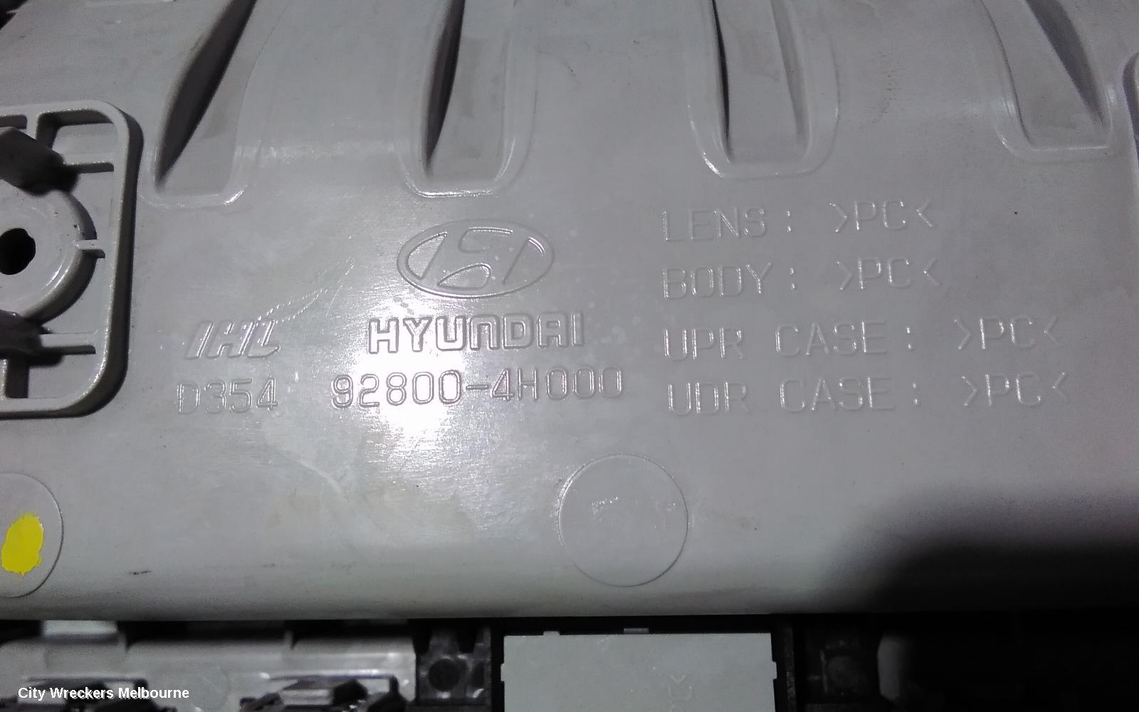 HYUNDAI ILOAD/IMAX COURTESY LIGHT, FRONT, NON SUNGLASS HOLDER TYPE, ILOAD, VAN, TQ, 11/2007 ONWARDS
