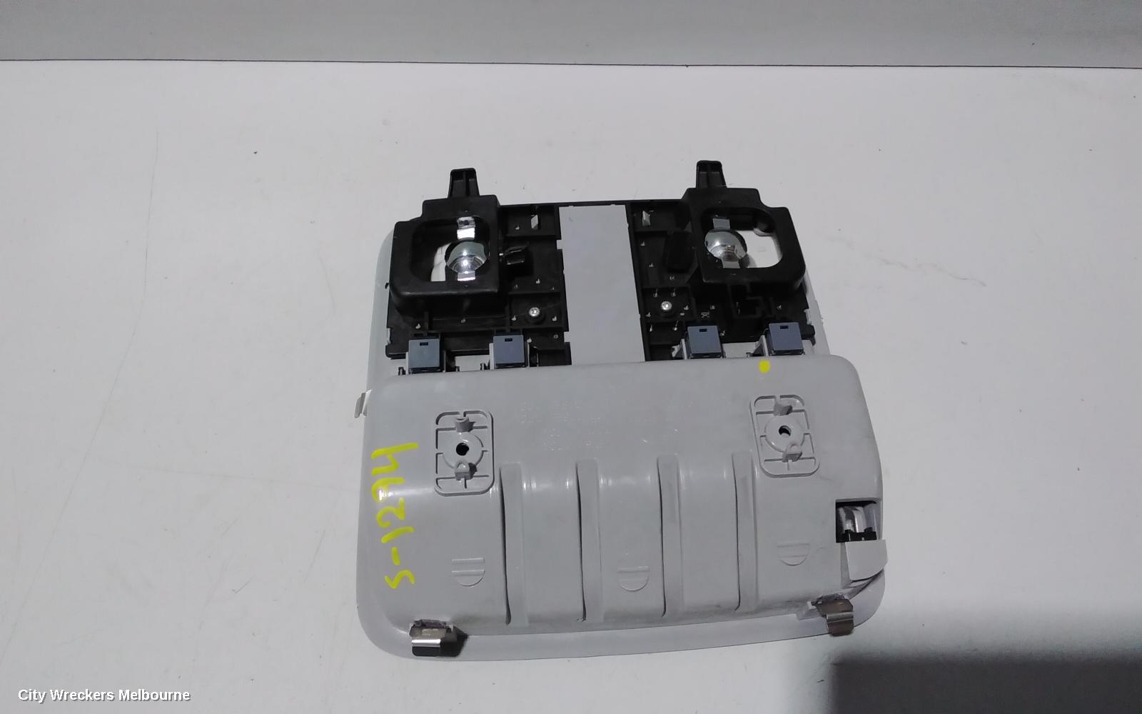 HYUNDAI ILOAD/IMAX COURTESY LIGHT, FRONT, NON SUNGLASS HOLDER TYPE, ILOAD, VAN, TQ, 11/2007 ONWARDS