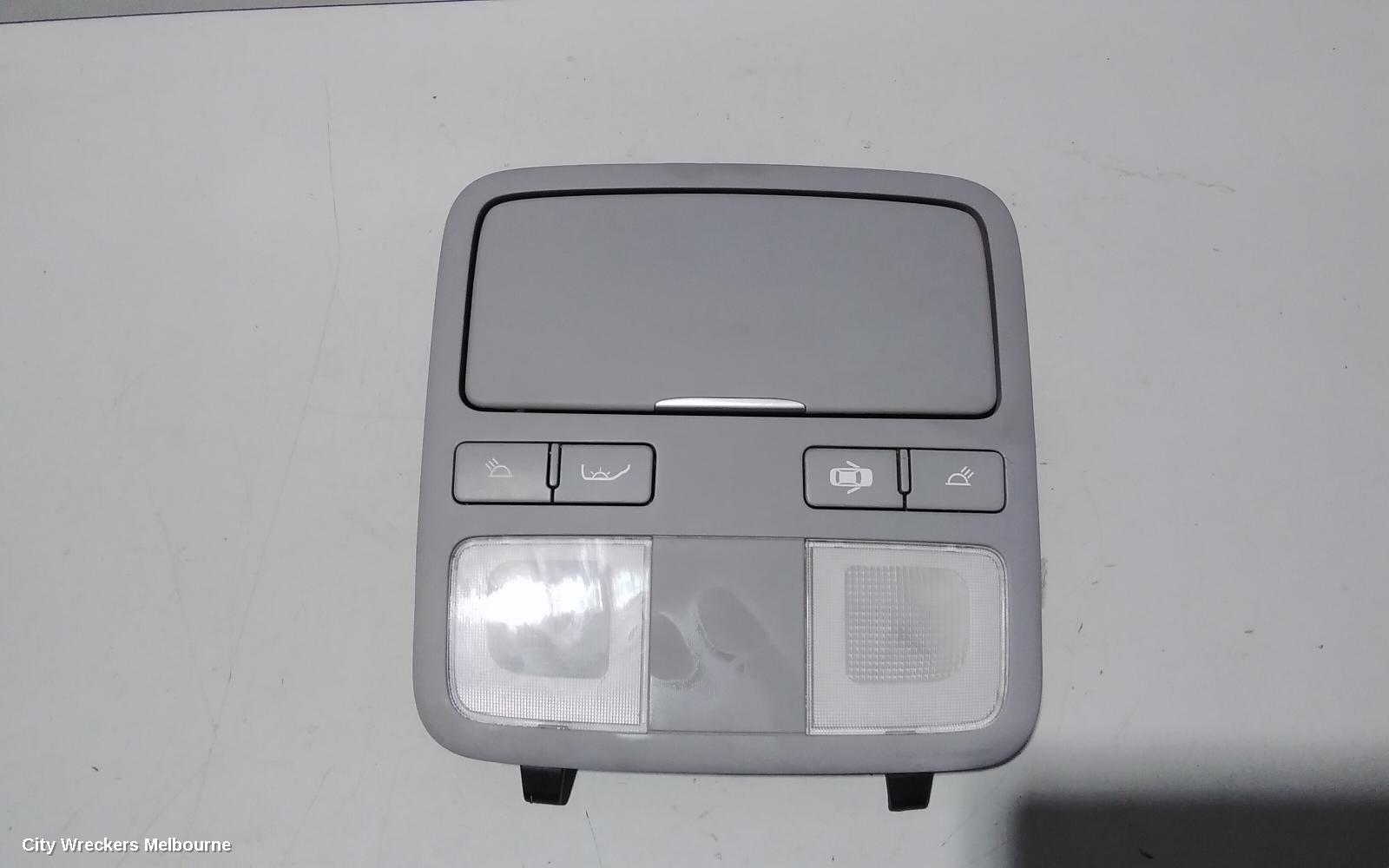HYUNDAI ILOAD/IMAX COURTESY LIGHT, FRONT, NON SUNGLASS HOLDER TYPE, ILOAD, VAN, TQ, 11/2007 ONWARDS