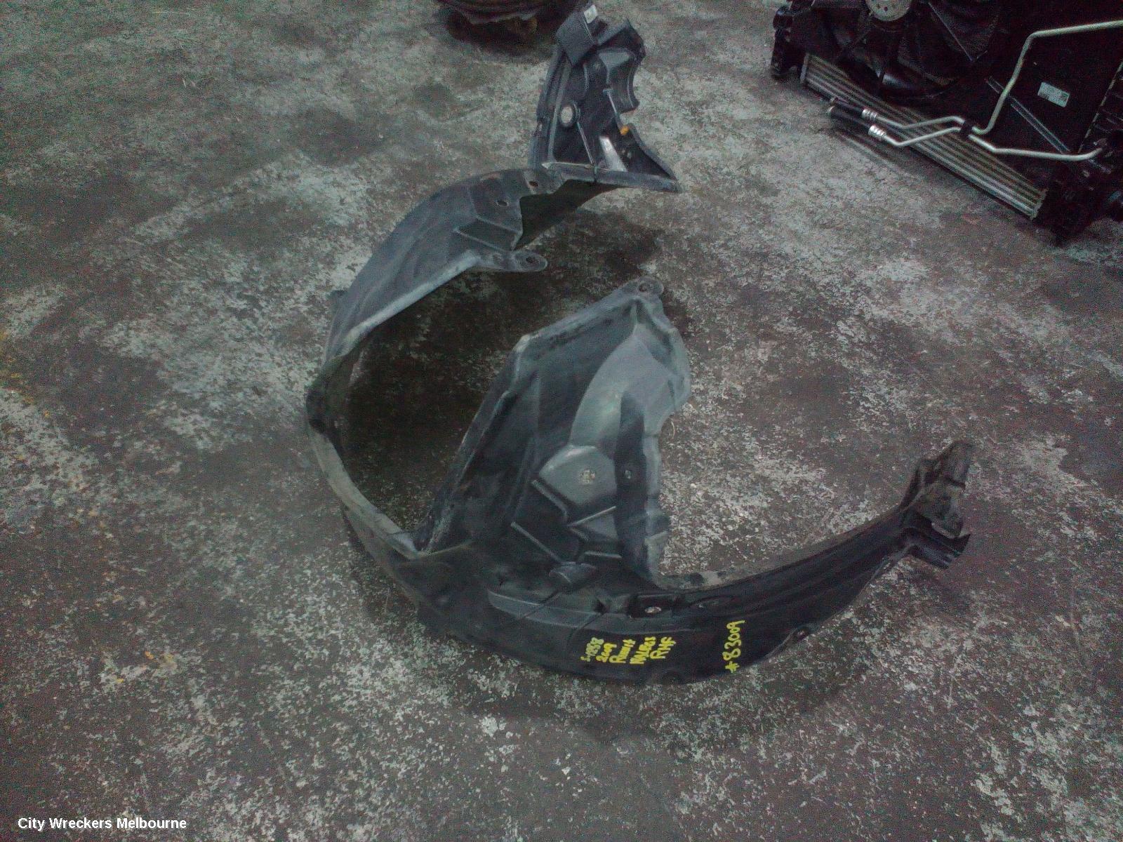 RENAULT KALEOS LEFT GUARD LINER, H45, 09/2008 - 07/2011