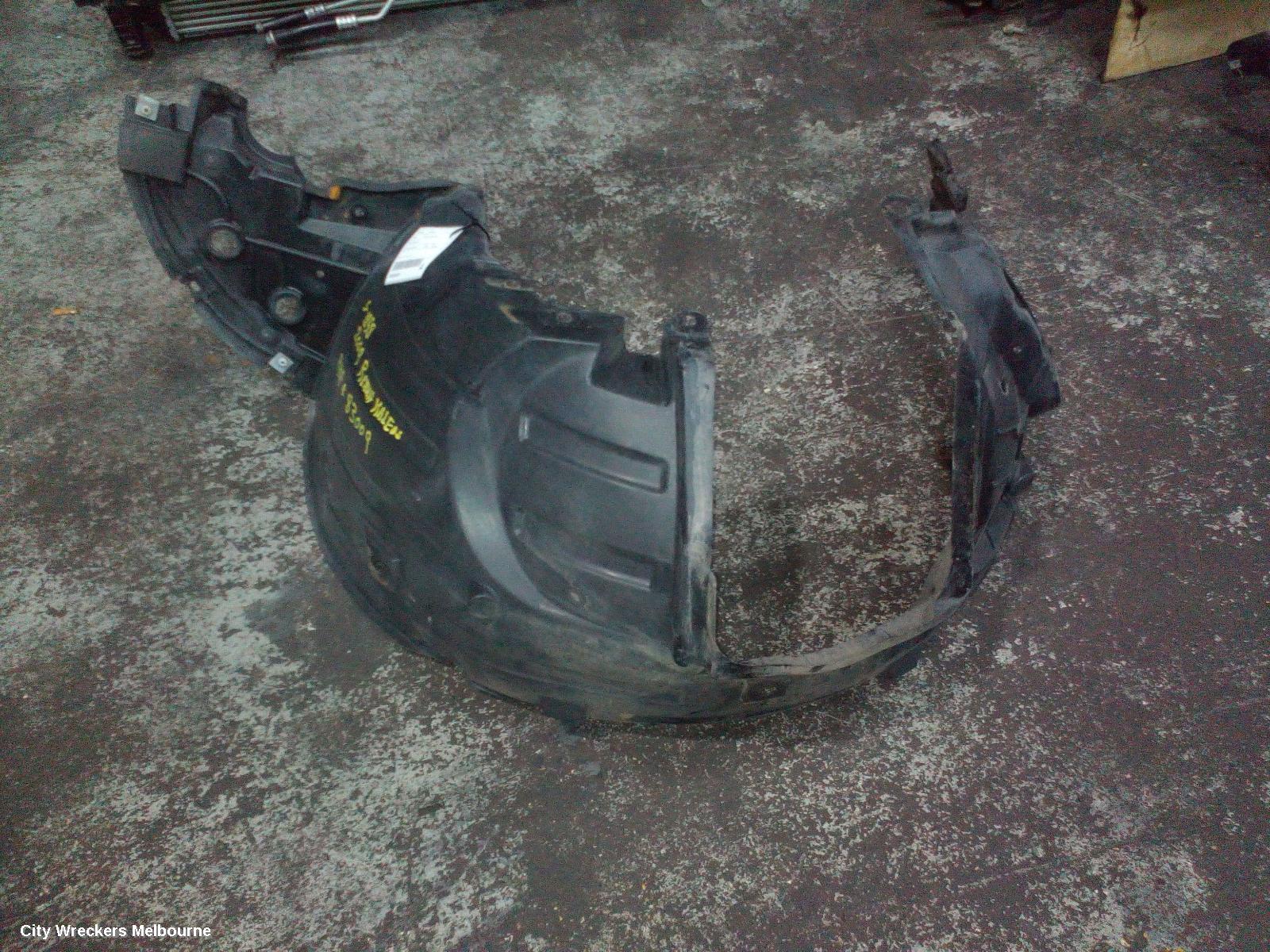 RENAULT KALEOS LEFT GUARD LINER, H45, 09/2008 - 07/2011