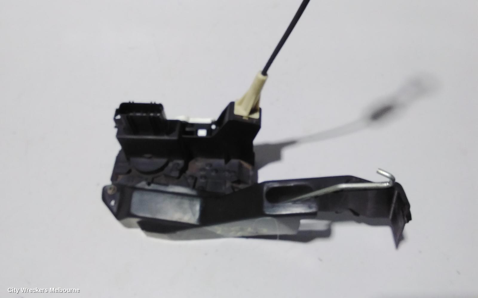 FORD ESCAPE DOOR/BOOT/GATE LOCK, LEFT FRONT DOOR LOCK, ZC-ZD, 04/2006 - 01/2012