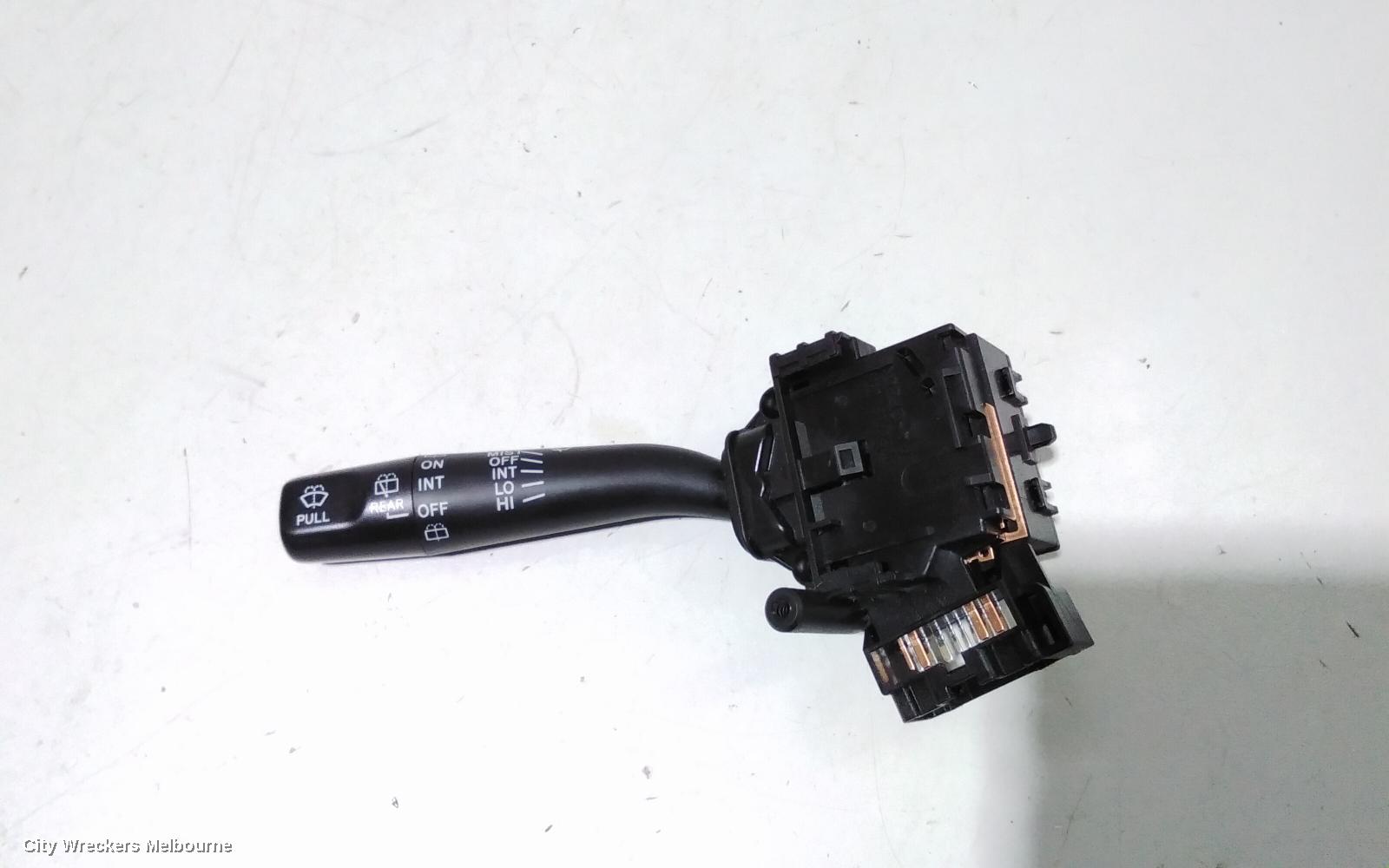 TOYOTA HIACE COMBINATION SWITCH, FLASHER SWITCH, TRH/KDH, 03/2005 - 01/2014