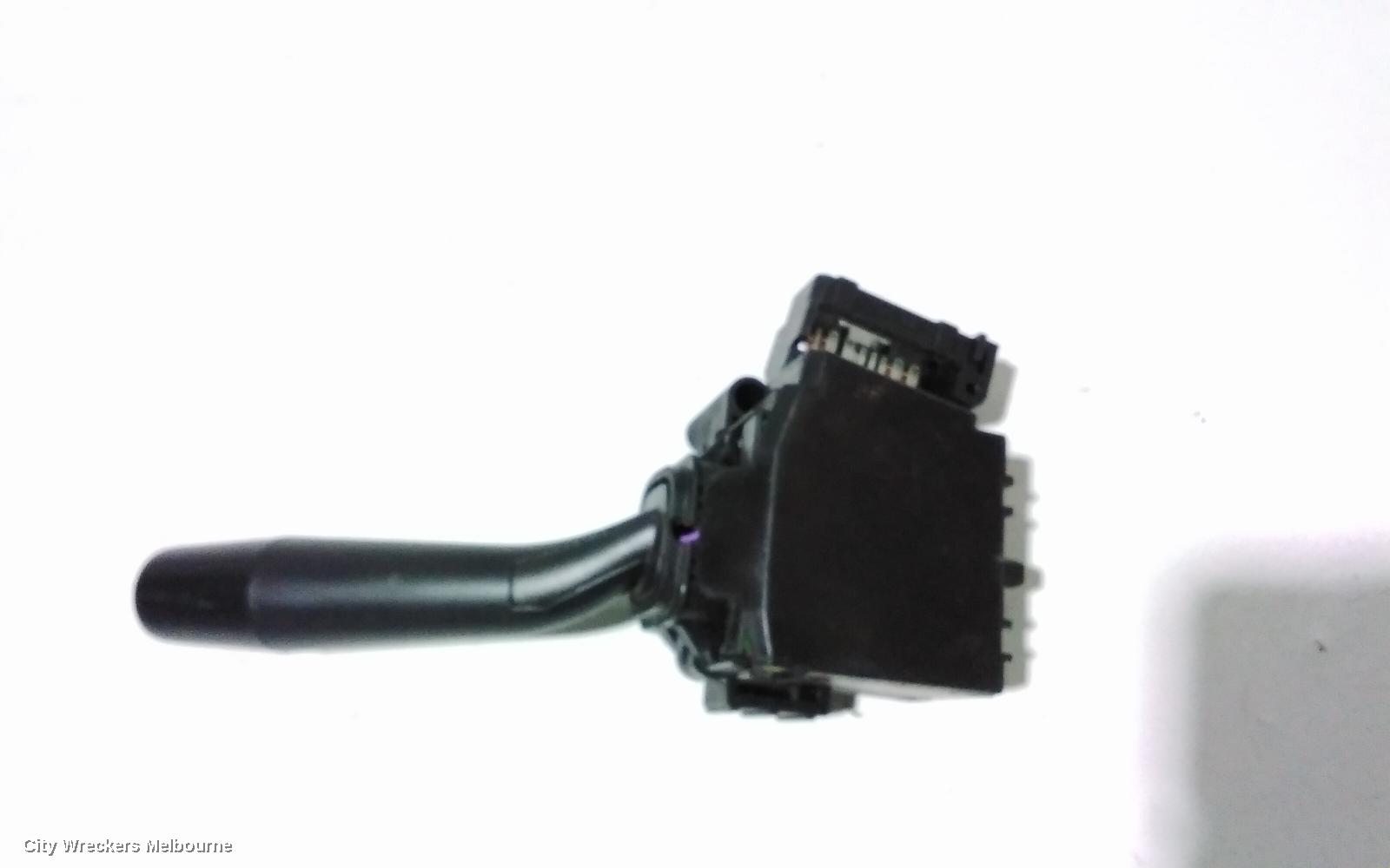 TOYOTA HIACE COMBINATION SWITCH, FLASHER SWITCH, TRH/KDH, 03/2005 - 01/2014
