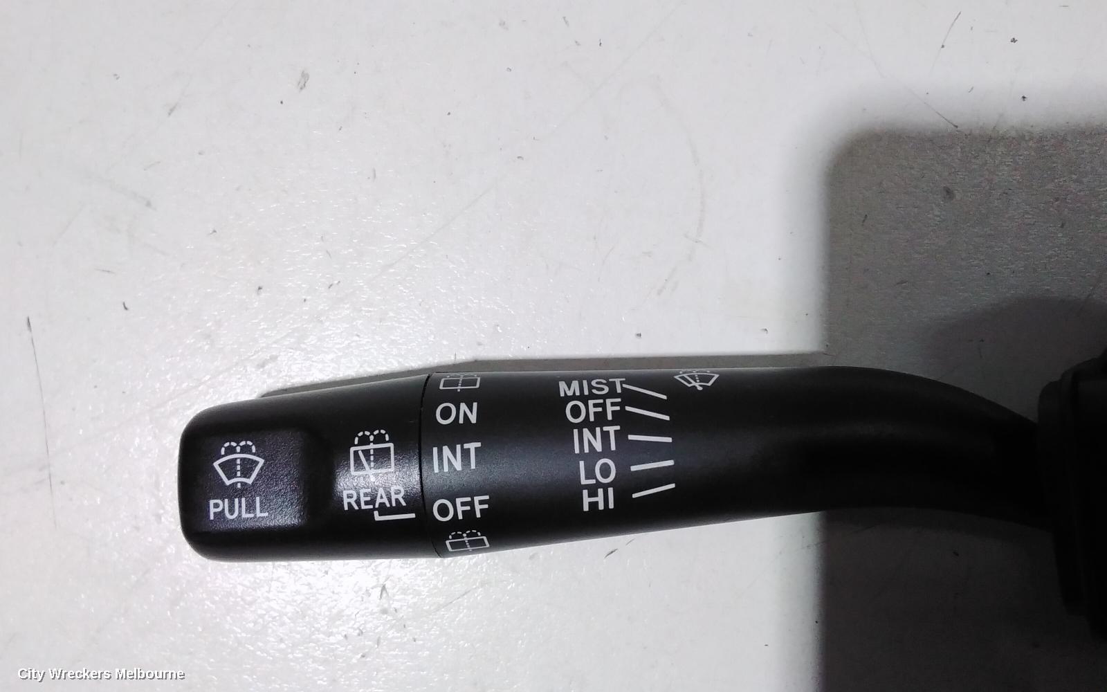 TOYOTA HIACE COMBINATION SWITCH, FLASHER SWITCH, TRH/KDH, 03/2005 - 01/2014