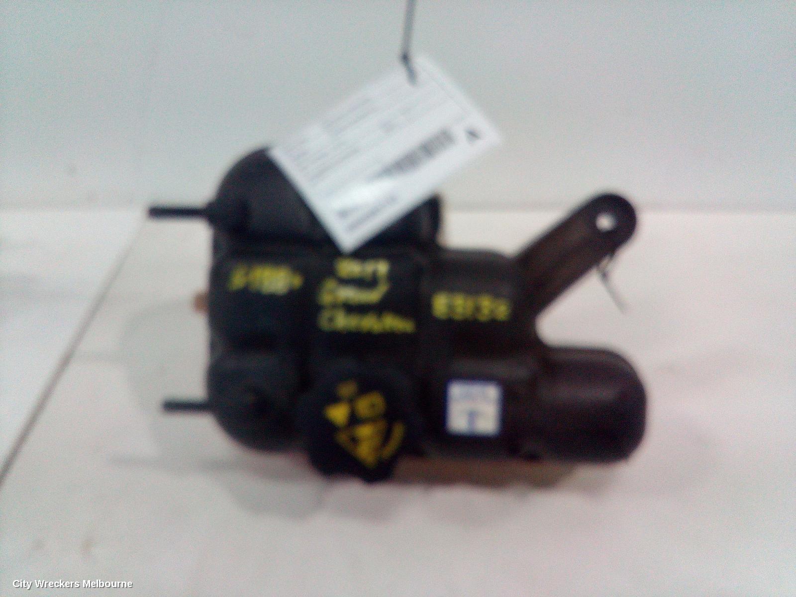 JEEP GRANDCHEROKEE OVERFLOW BOTTLE, WK, PETROL, 10/2010 ONWARDS