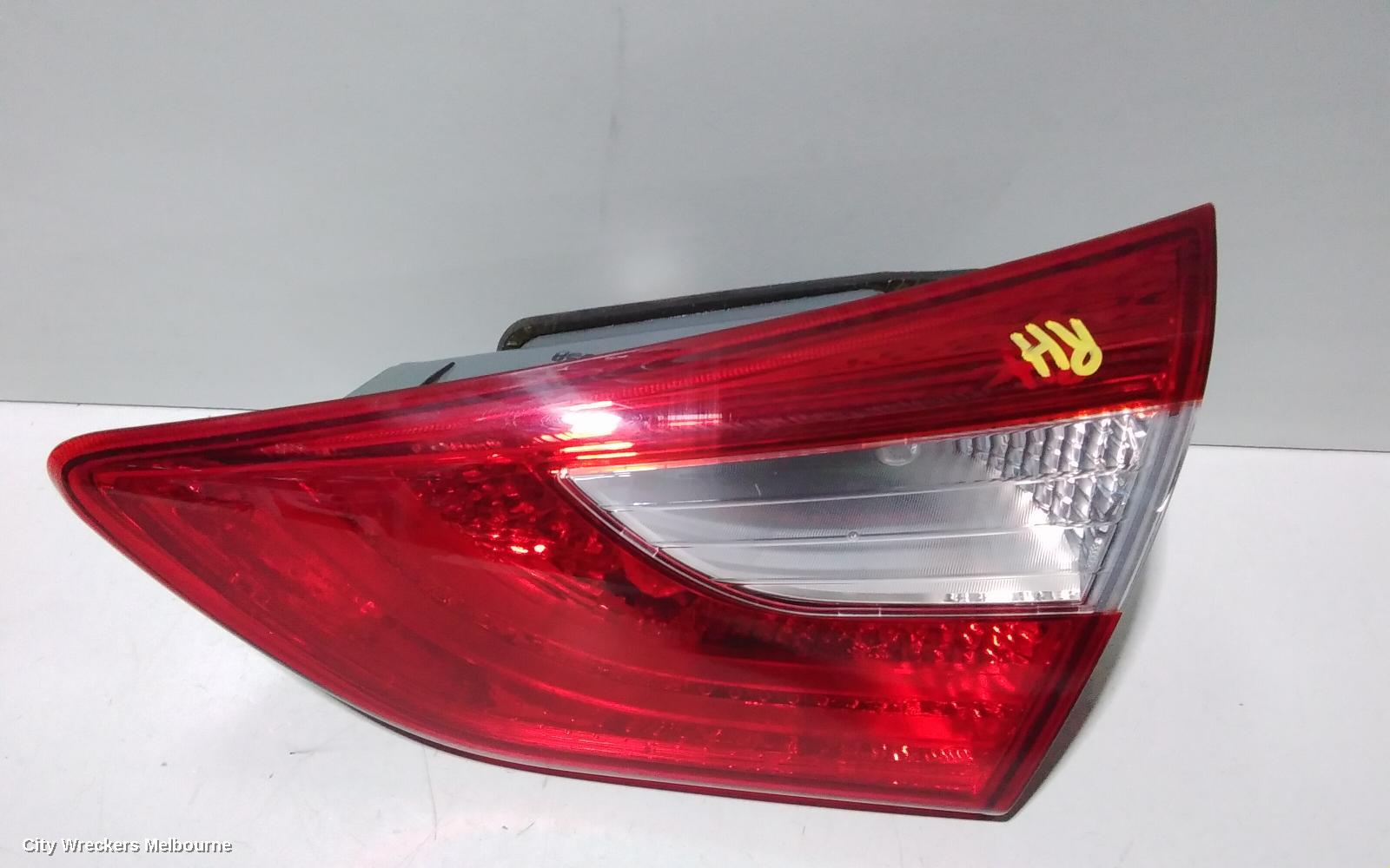 HYUNDAI I30 REAR GARNISH, TAILGATE LAMP (RH SIDE), GD, 3DR/5DR HATCH, 03/2012 - 02/2017
