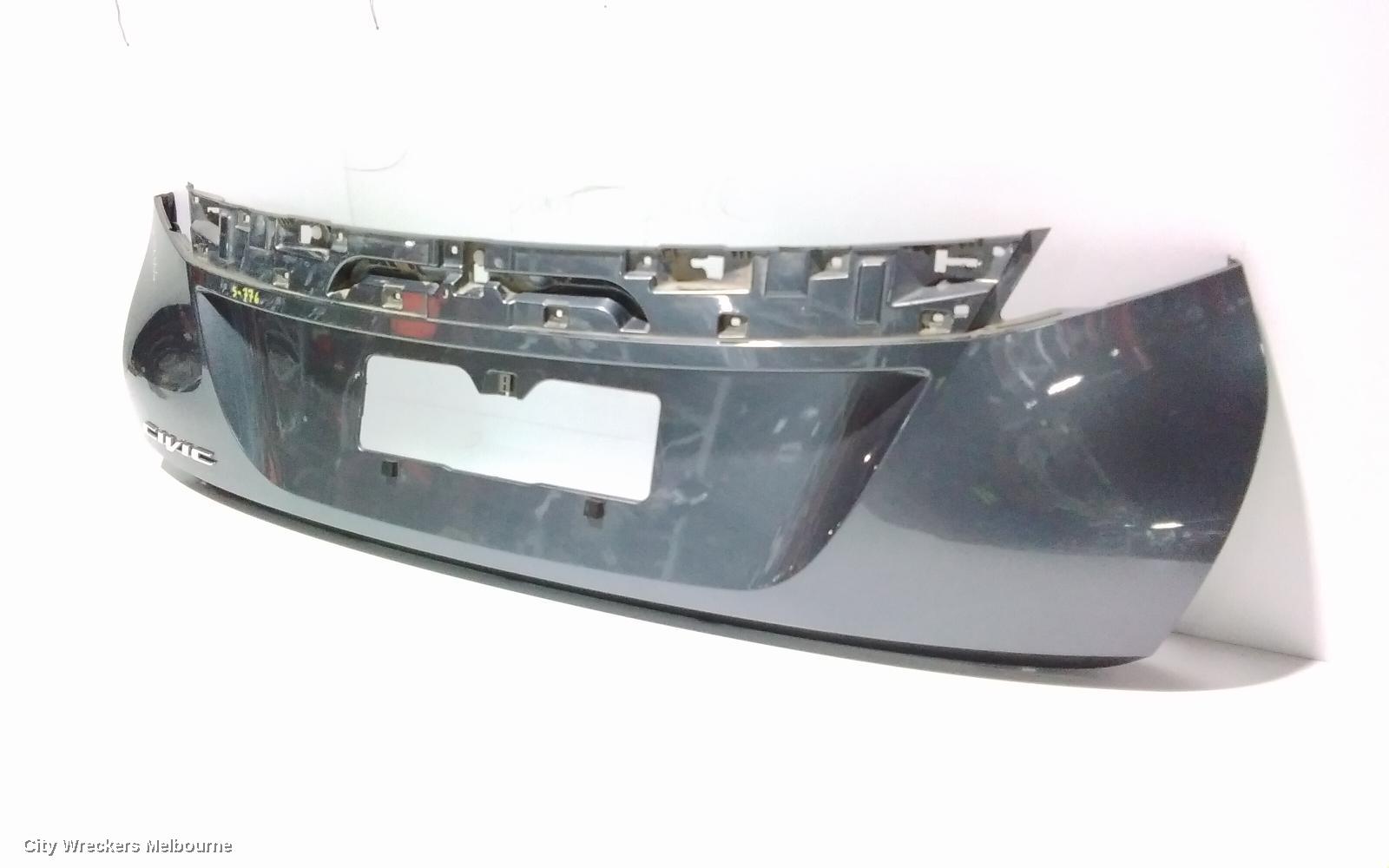 HONDA CIVIC REAR GARNISH, BOOTLID GARNISH (CENTRE), 9TH GEN, SEDAN, NON HYBRID, 02/2012 - 04/2016