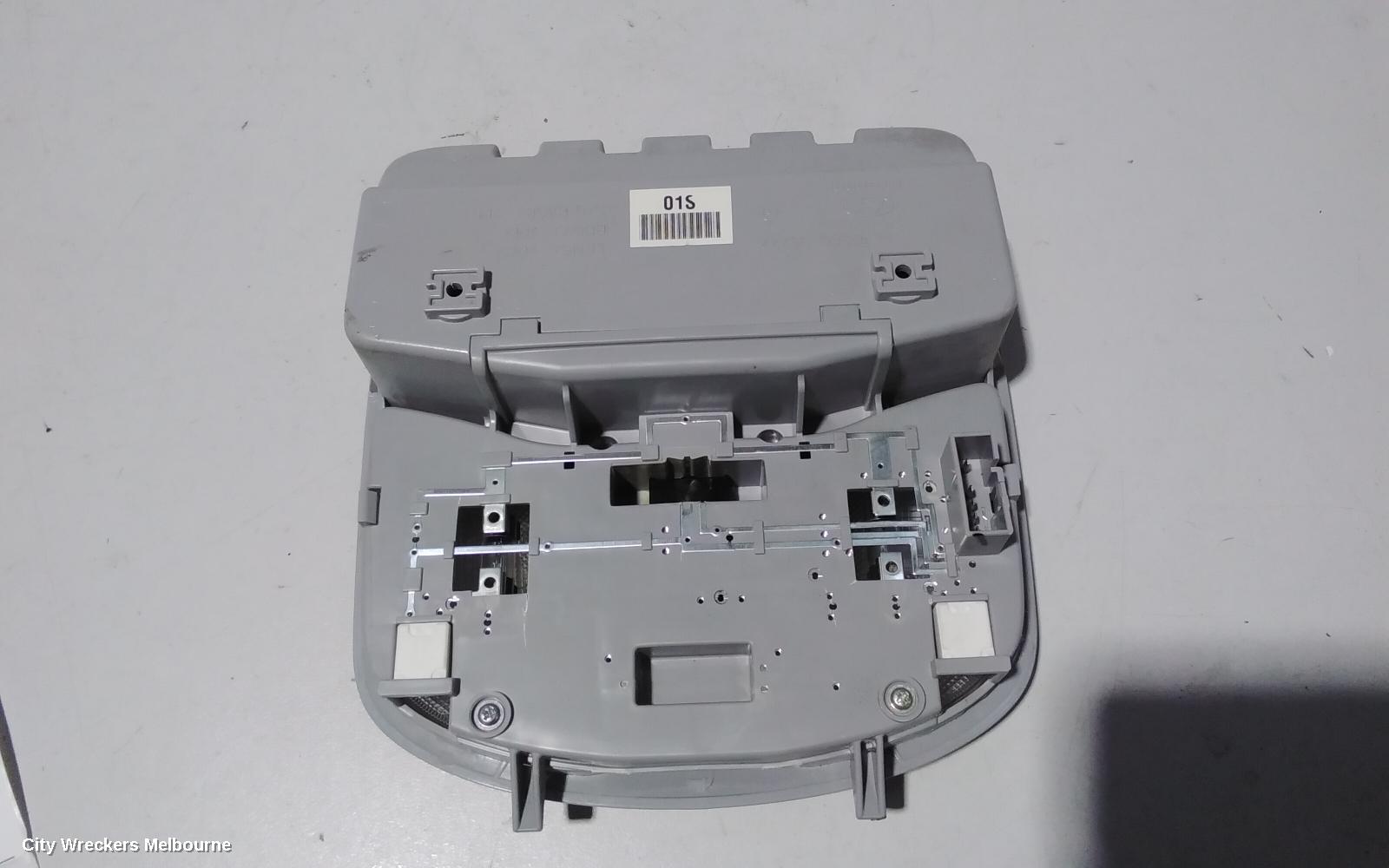 HYUNDAI I40 COURTESY LIGHT, FRONT, VF, 09/2011 - 12/2019
