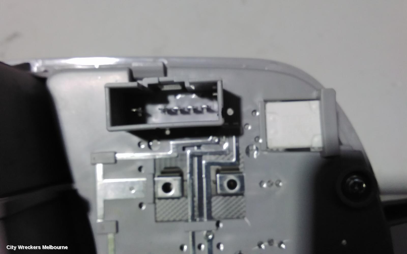 HYUNDAI I40 COURTESY LIGHT, FRONT, VF, 09/2011 - 12/2019