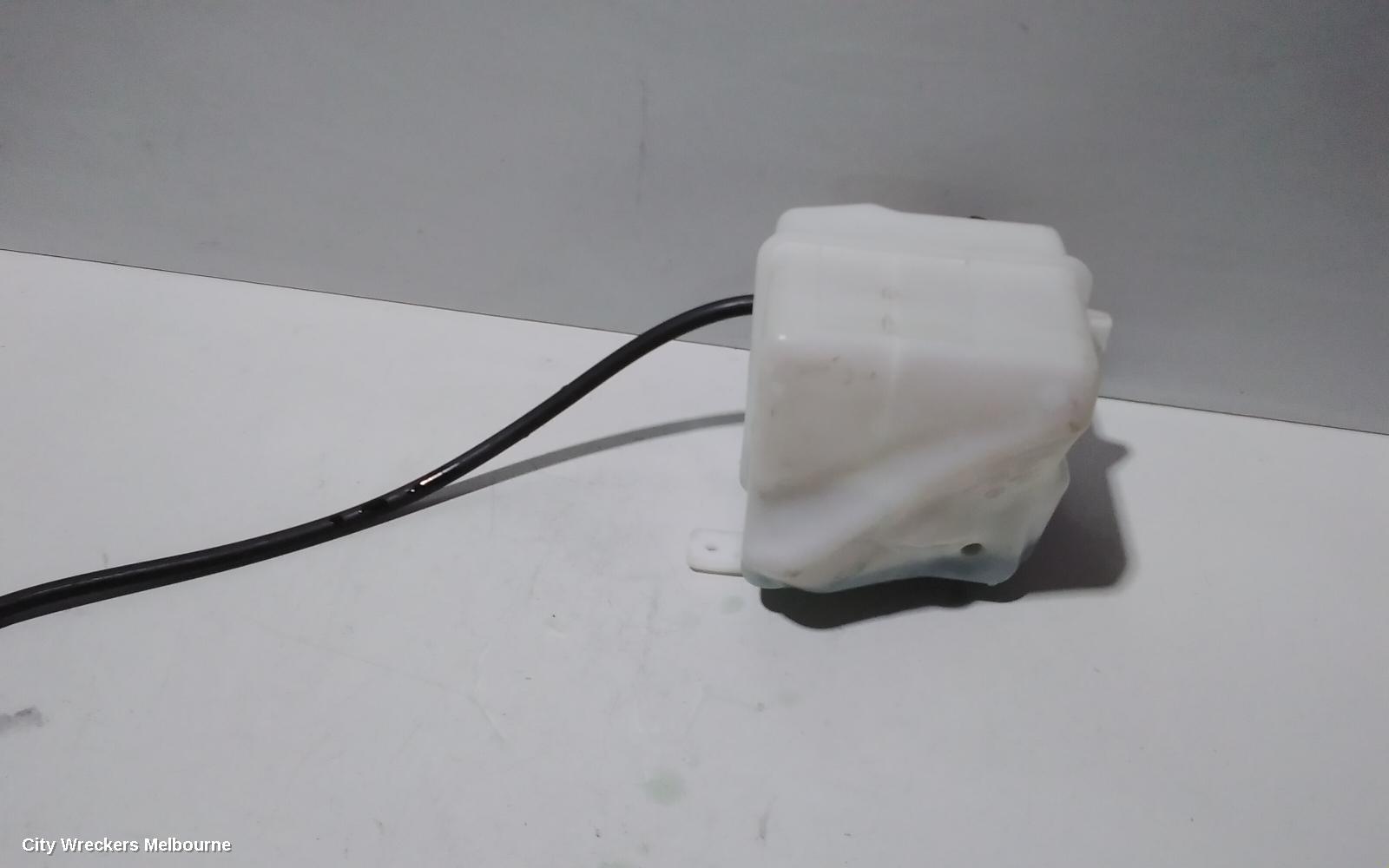 HYUNDAI I40 OVERFLOW BOTTLE, VF, 09/2011 - 12/2019