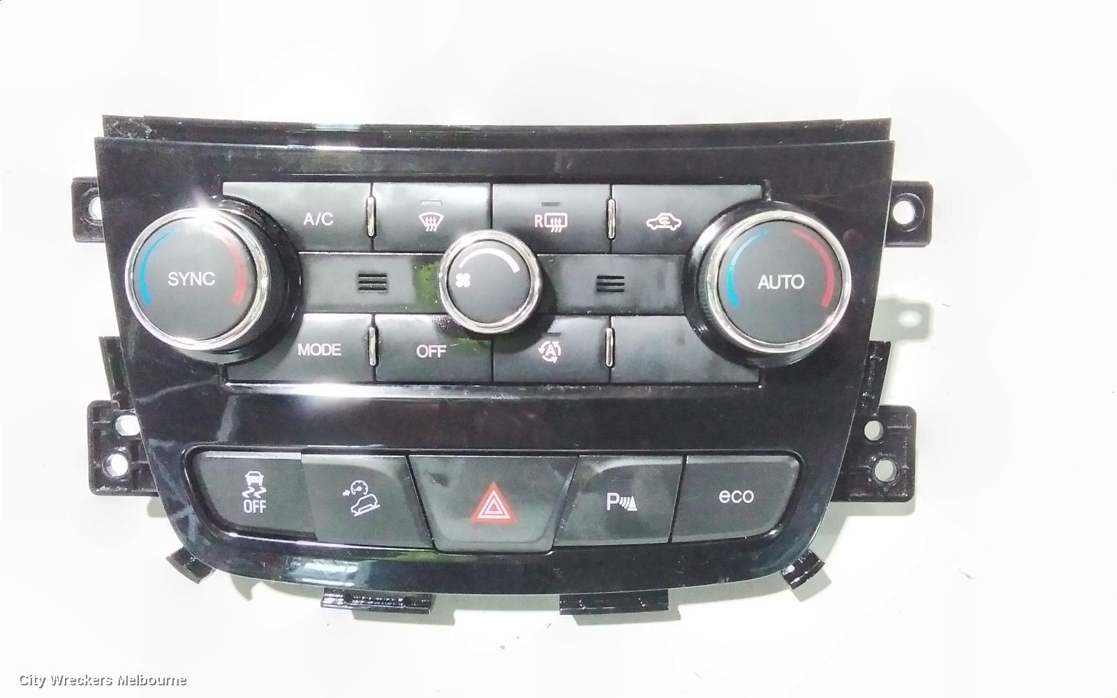 HOLDEN CAPTIVA HEATER/AC CONTROLS, DUAL ZONE CLIMATE CONTROL TYPE, W/ PARK ASSIST BUTTON TYPE, CG, 01/2014 - 06/2018
