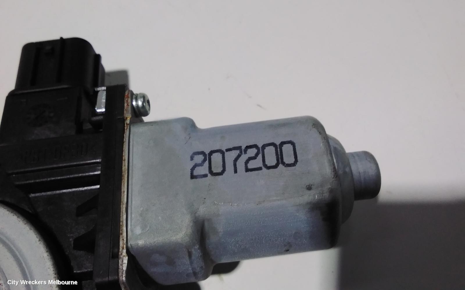 PEUGEOT 4008 RIGHT FRONT WINDOW REG/MOTOR, 05/2012 - 12/2017