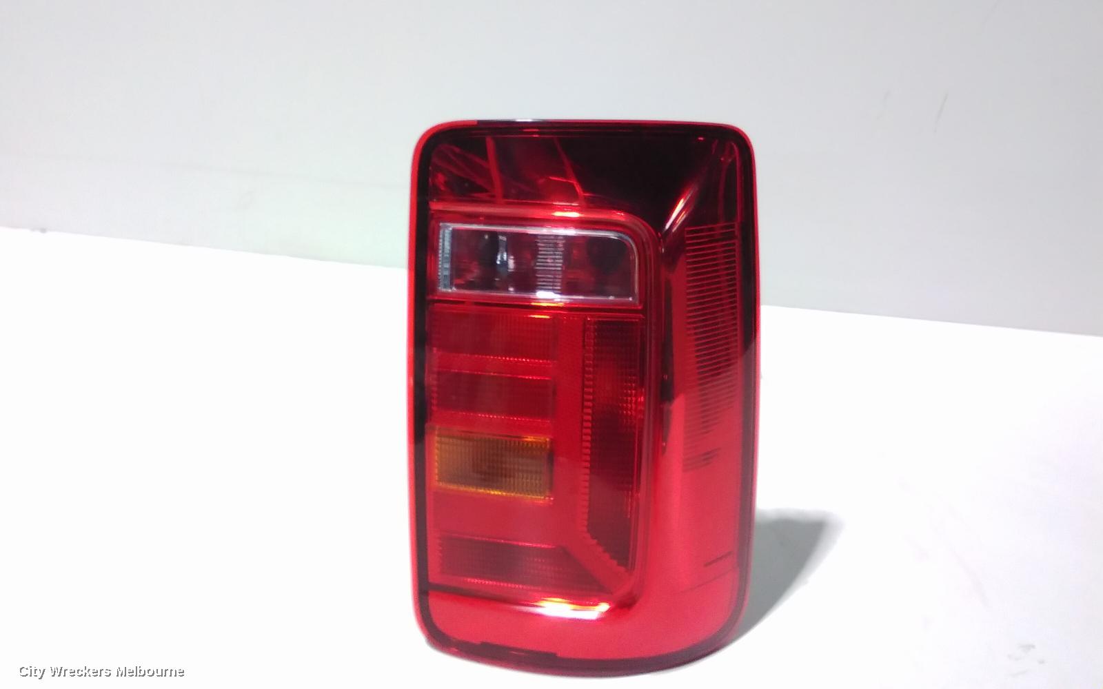 VOLKSWAGEN CADDY RIGHT TAILLIGHT, 2KN, BARN DOOR TYPE, 07/2015 - 02/2021