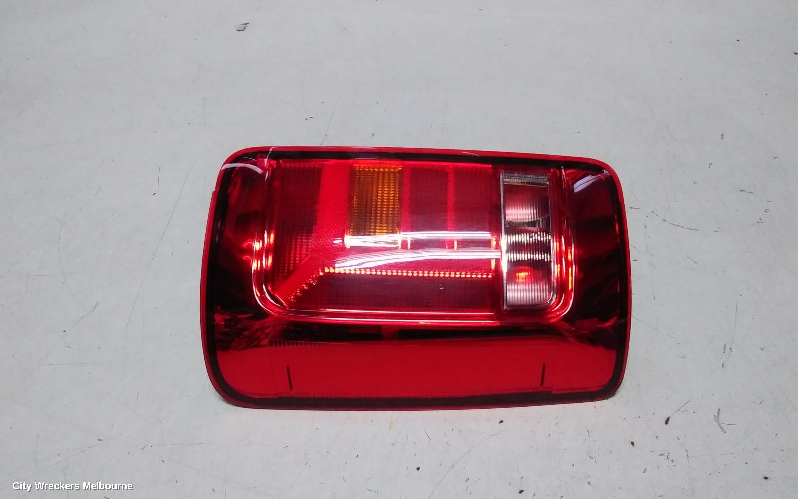 VOLKSWAGEN CADDY RIGHT TAILLIGHT, 2KN, BARN DOOR TYPE, 07/2015 - 02/2021
