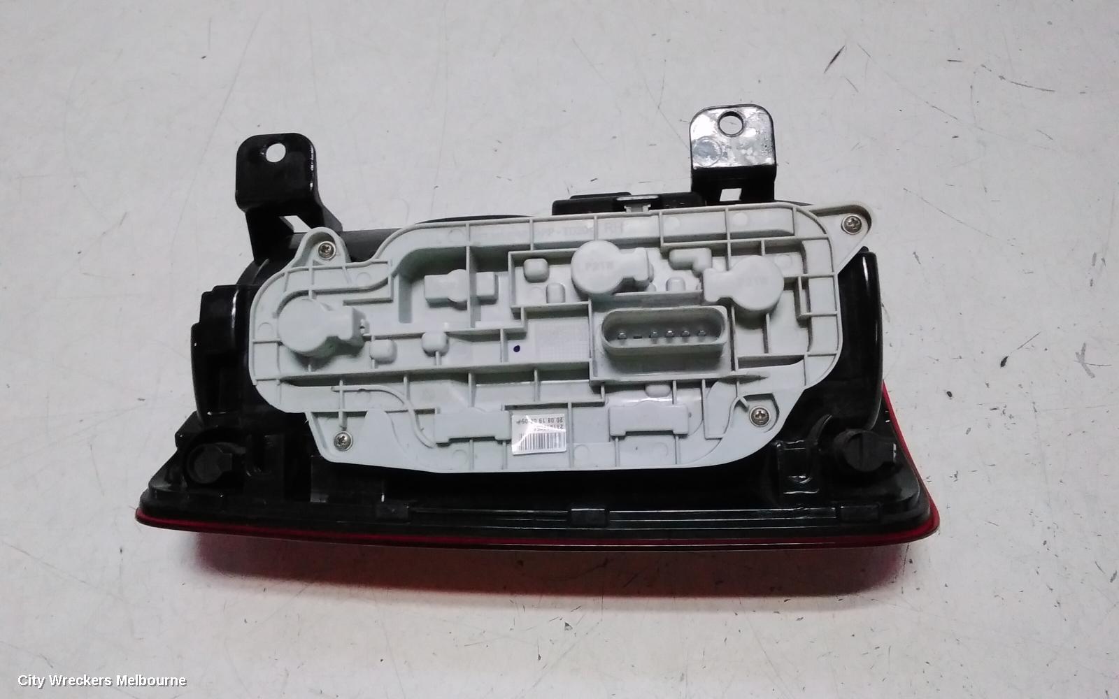 VOLKSWAGEN CADDY RIGHT TAILLIGHT, 2KN, BARN DOOR TYPE, 07/2015 - 02/2021