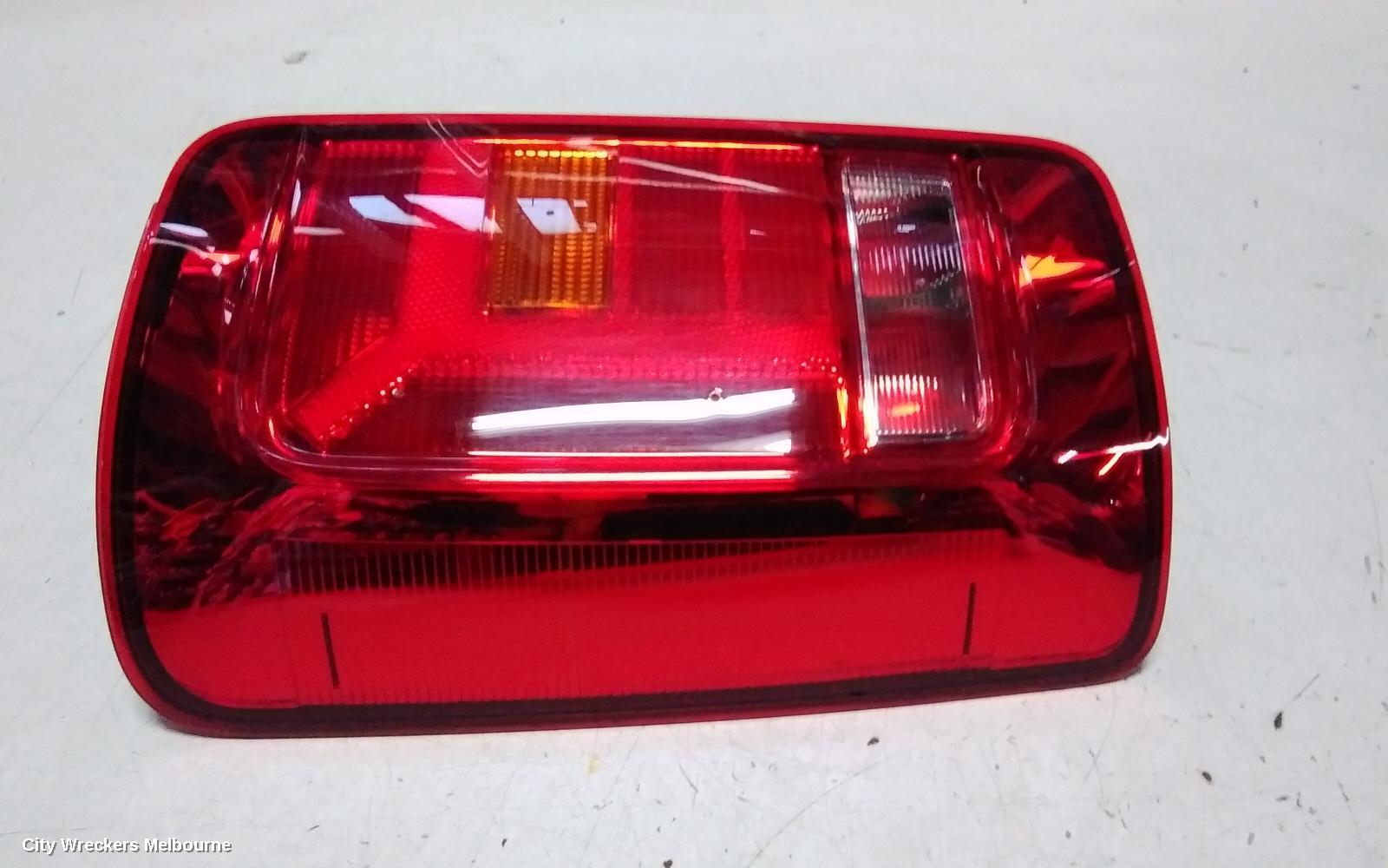 VOLKSWAGEN CADDY RIGHT TAILLIGHT, 2KN, BARN DOOR TYPE, 07/2015 - 02/2021
