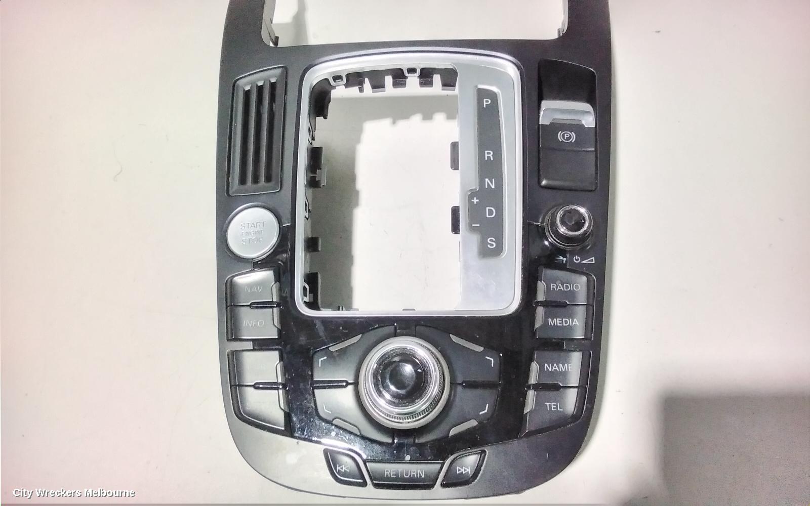 AUDI Q5 RADIO/CD/DVD/SAT/TV, RADIO/MULTIMEDIA CONTROL UNIT, 8R, W/ ACTIVE SPEAKER TYPE (P/N 4G0035056), 05/2010 - 11/2011