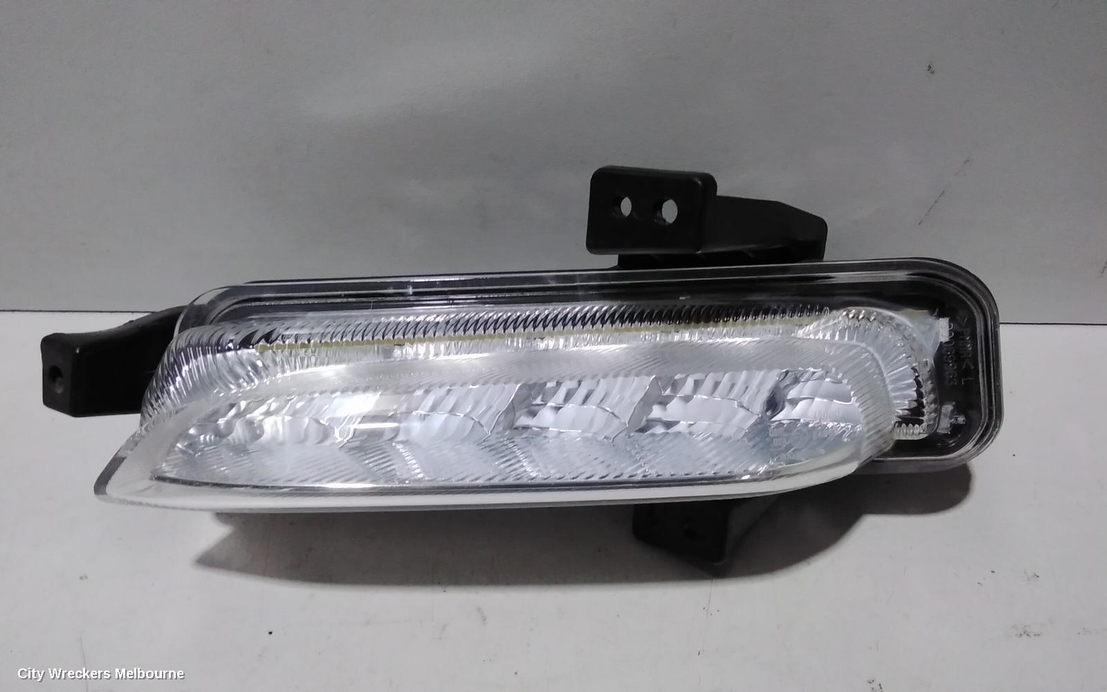 SUZUKI SWIFT LEFT INDICATOR/FOG/SIDE, DAYTIME RUNNING LAMP, AZ, 04/2017 ONWARDS