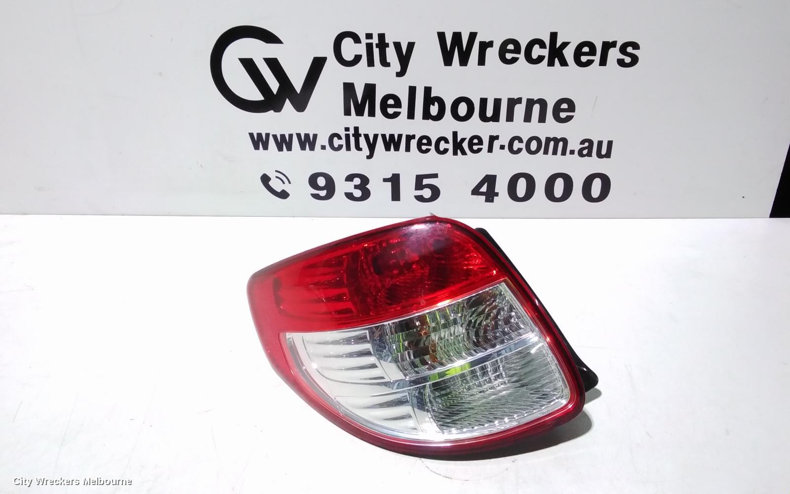 SUZUKI SX4 LEFT TAILLIGHT, HATCH, 02/2007 - 01/2014