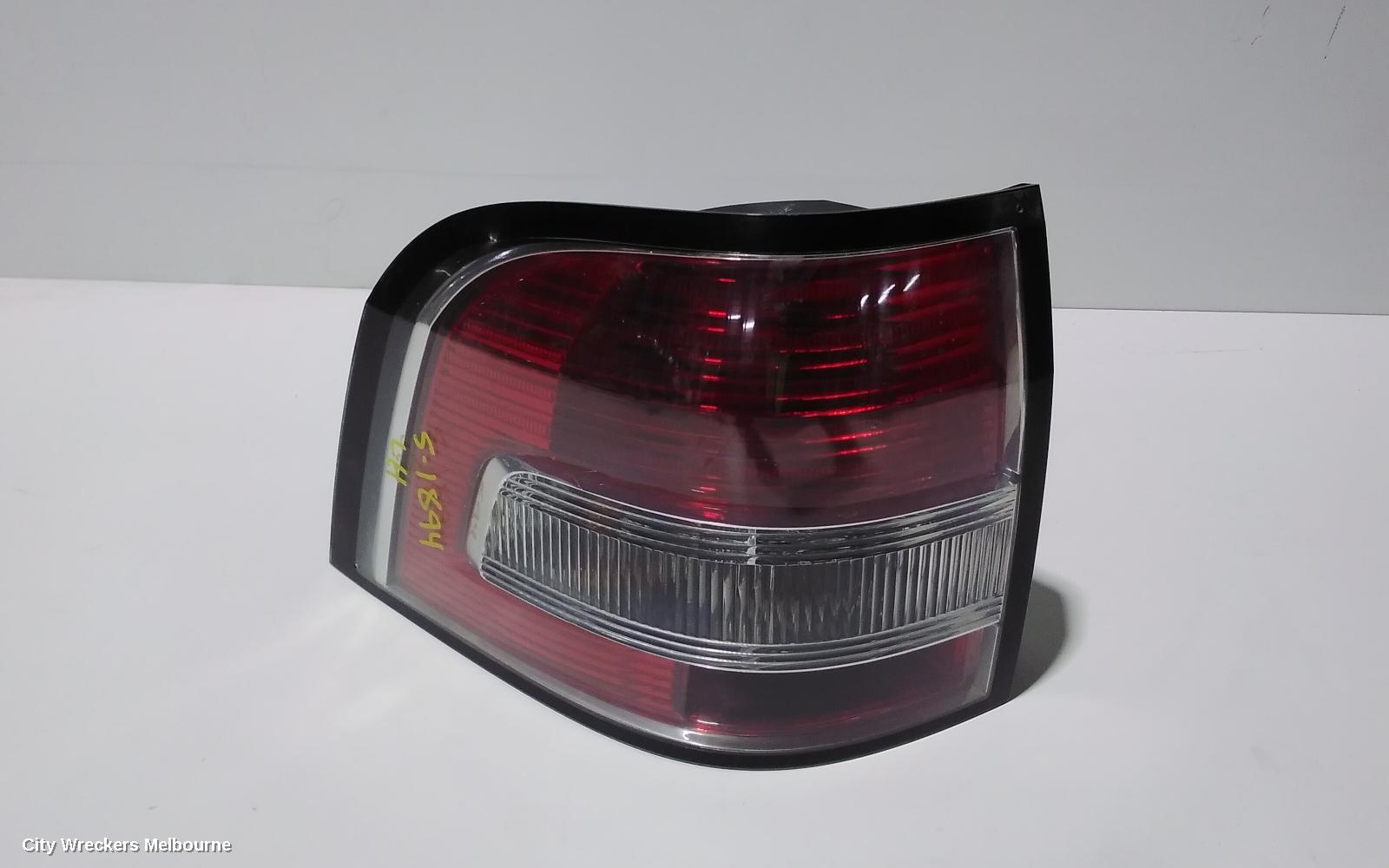 HOLDEN COMMODORE LEFT TAILLIGHT, VE, UTE, 08/2006 - 05/2013