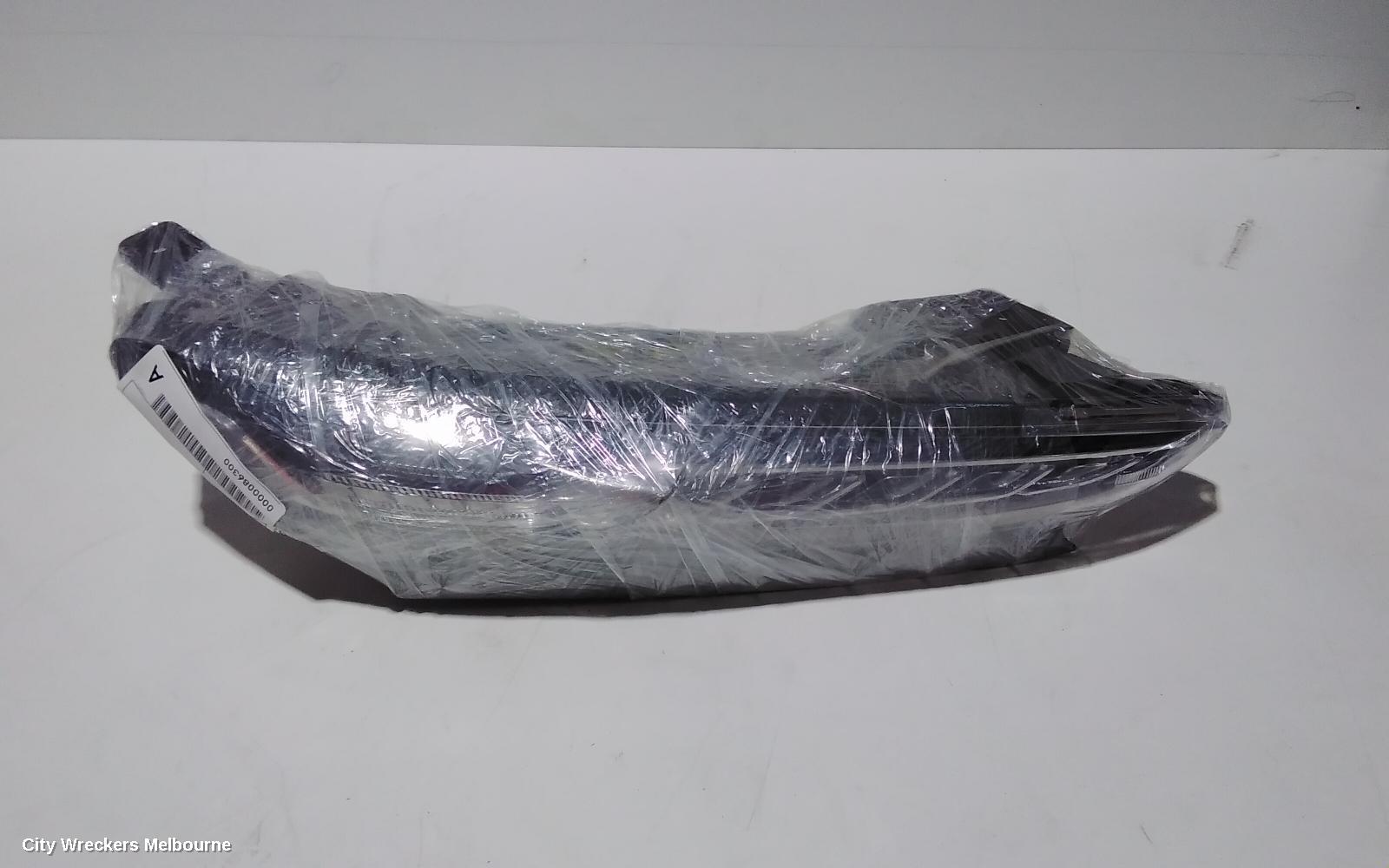 HYUNDAI KONA RIGHT INDICATOR/FOG/SIDE, DAYTIME RUNNING LAMP, OS, 09/2017 - 10/2020