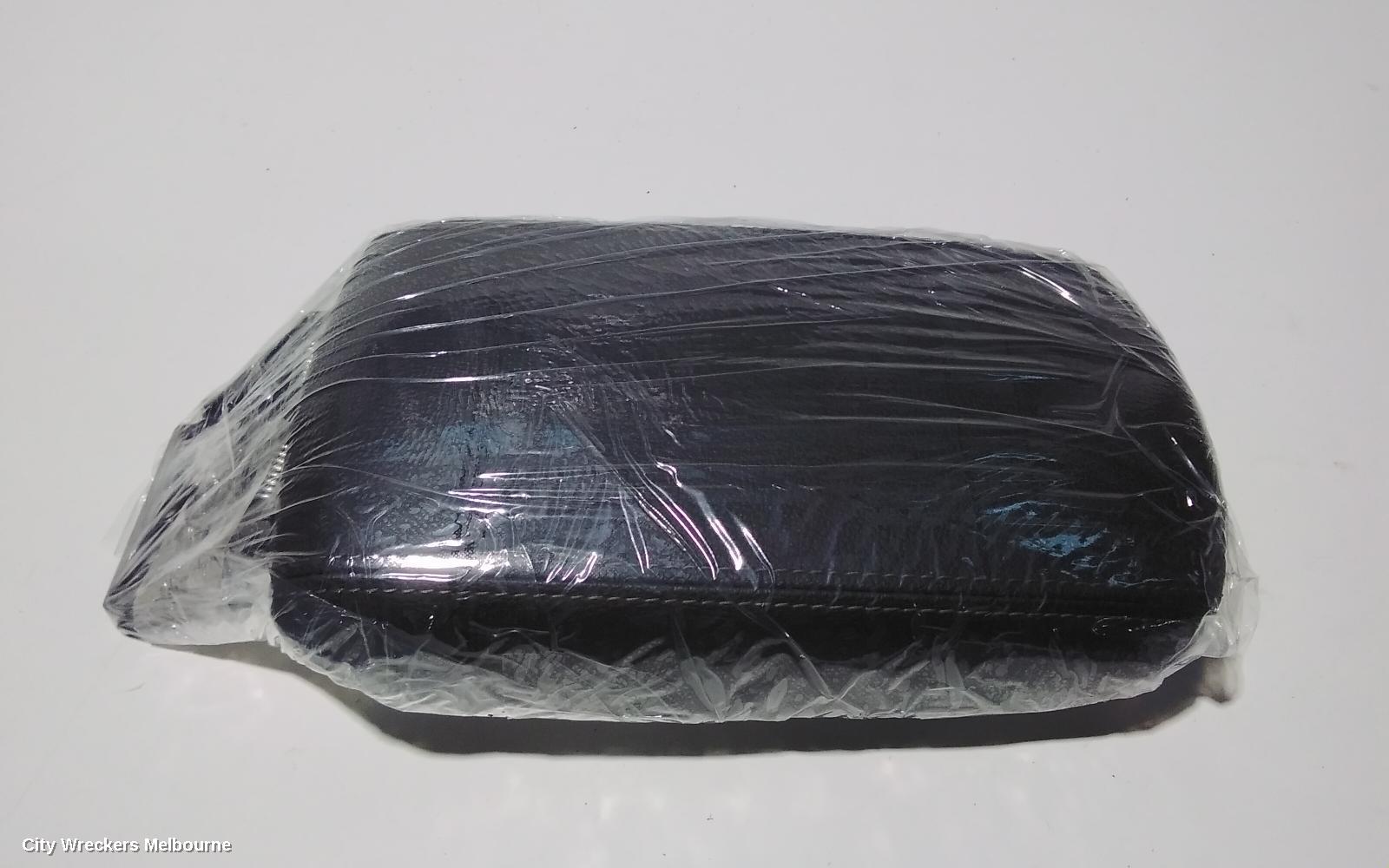 HYUNDAI I30 CONSOLE, PD, HATCH, 03/2017 ONWARDS