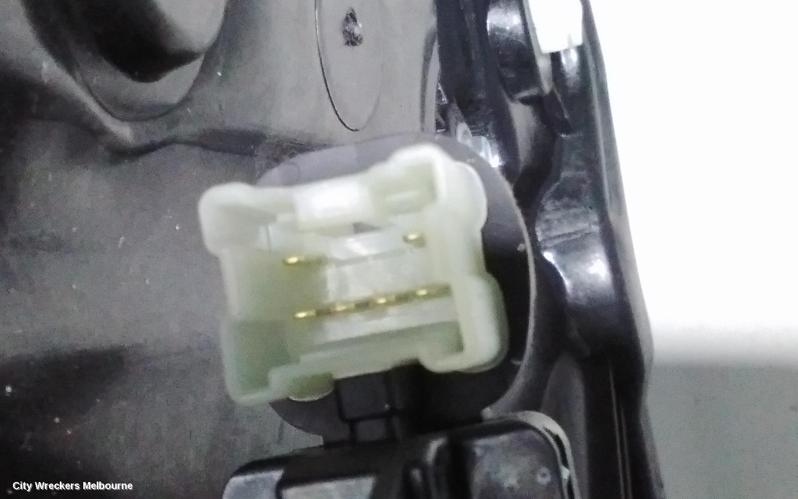 NISSAN MURANO RIGHT FRONT WINDOW REG/MOTOR, Z51, 12/2008 - 12/2014