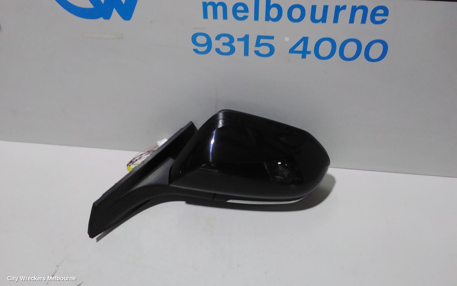 TOYOTA C-HR LEFT DOOR MIRROR, W/ CAMERA TYPE, GLOSS BLACK, GEN 1, 12/2016 ONWARDS