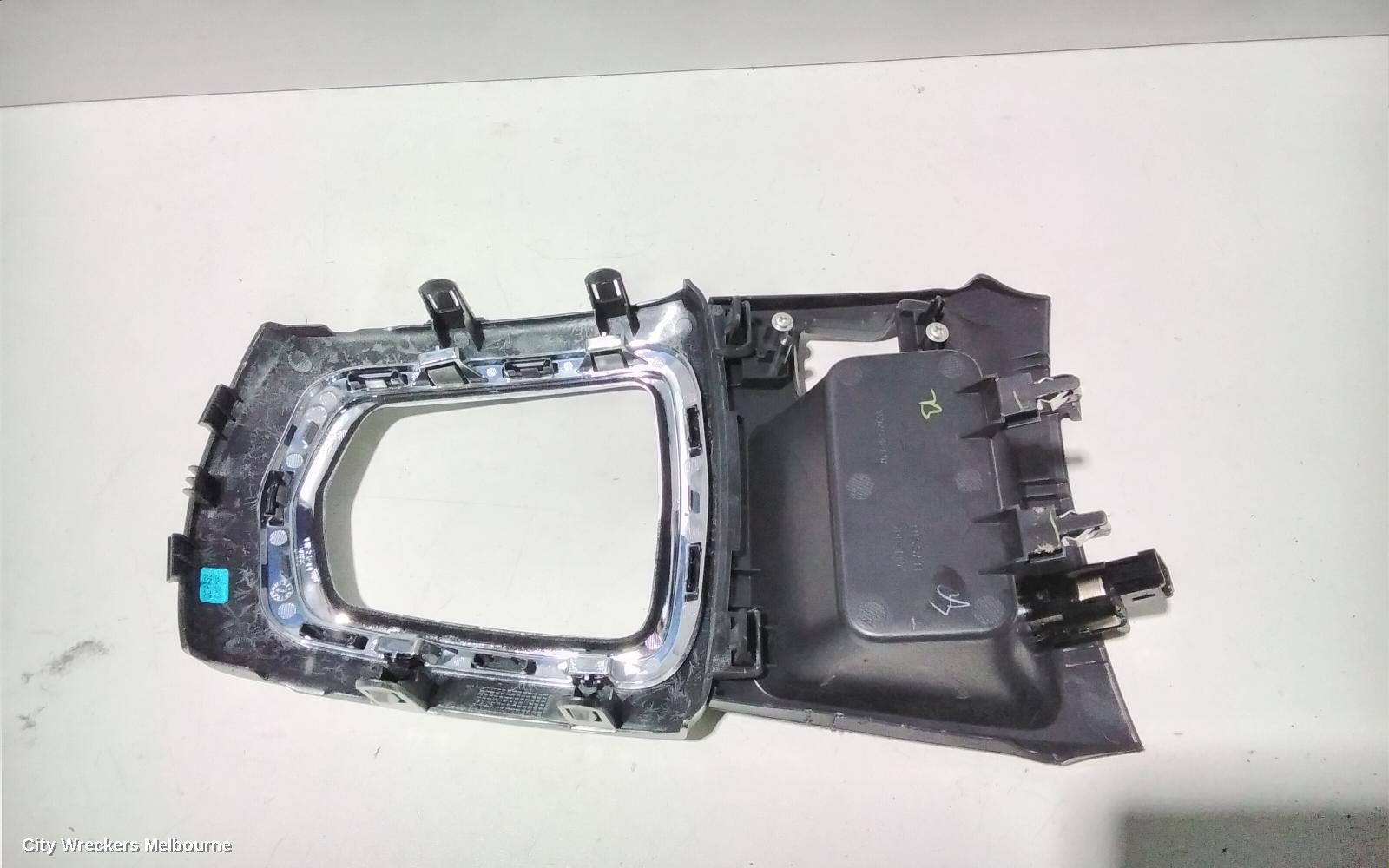 NISSAN QASHQAI GEAR STICK/SHIFTER, AUTO, J11, 06/2014 - 06/2017