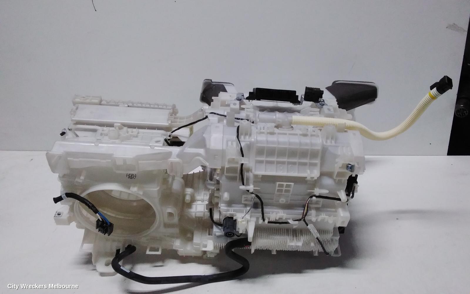 TOYOTA C-HR HEATER CORE/BOX, PETROL, 1.2, NGX10R/NGX50R, 12/2016 ONWARDS