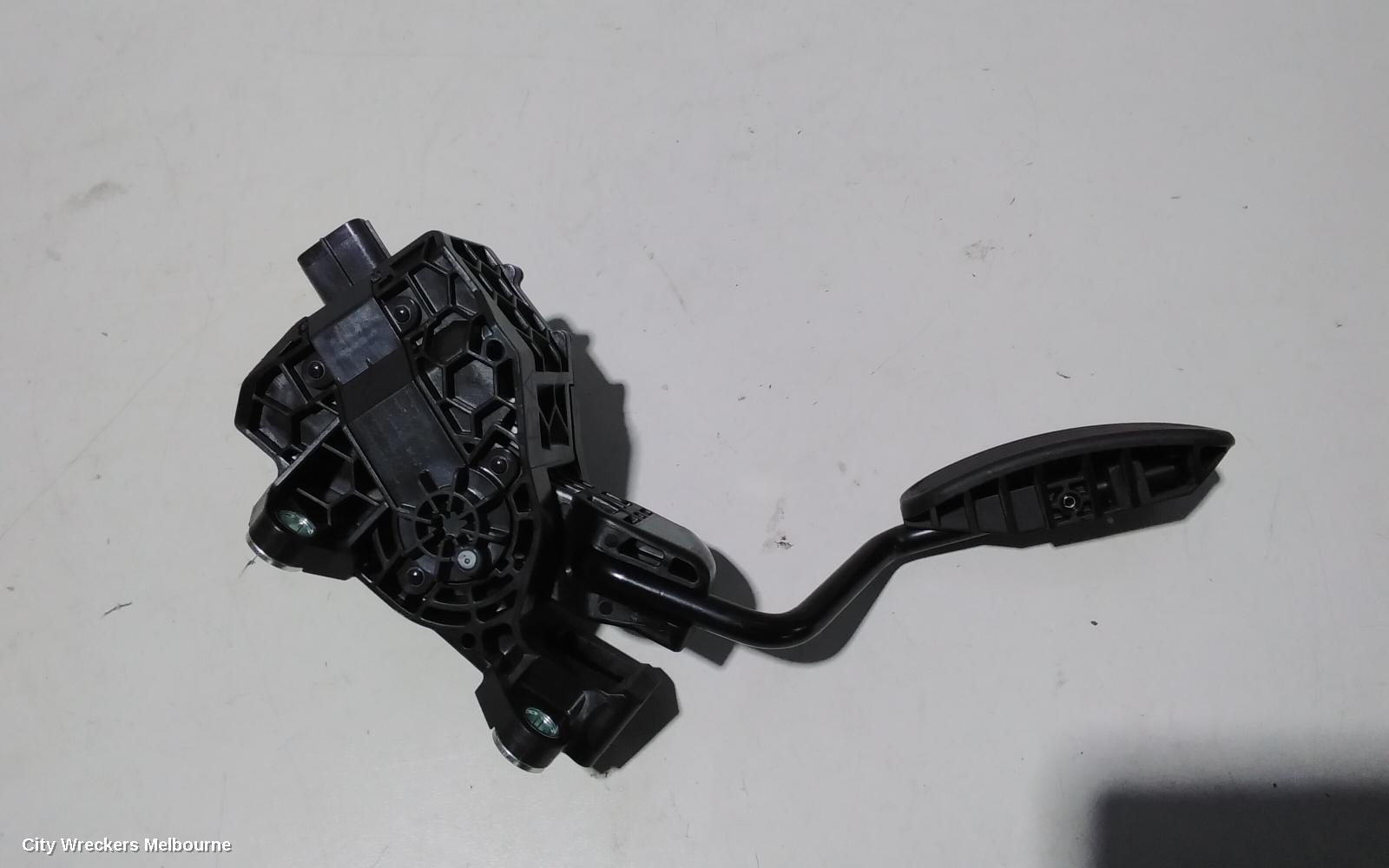 TOYOTA C-HR PEDAL ASSEMBLY, GEN 1, 12/2016 - 09/2023