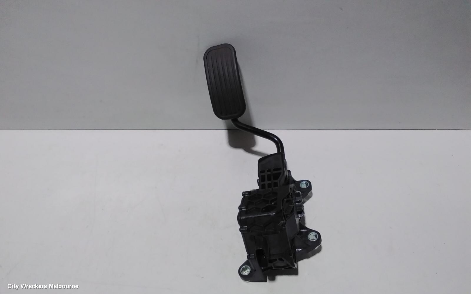 TOYOTA C-HR PEDAL ASSEMBLY, GEN 1, 12/2016 - 09/2023