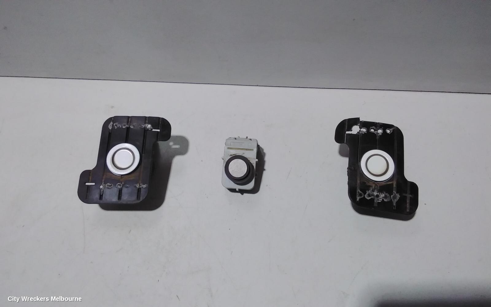 HYUNDAI VELOSTER, FS, 10/2011 - 08/2019, REAR BAR SENSORS (X3): 83429