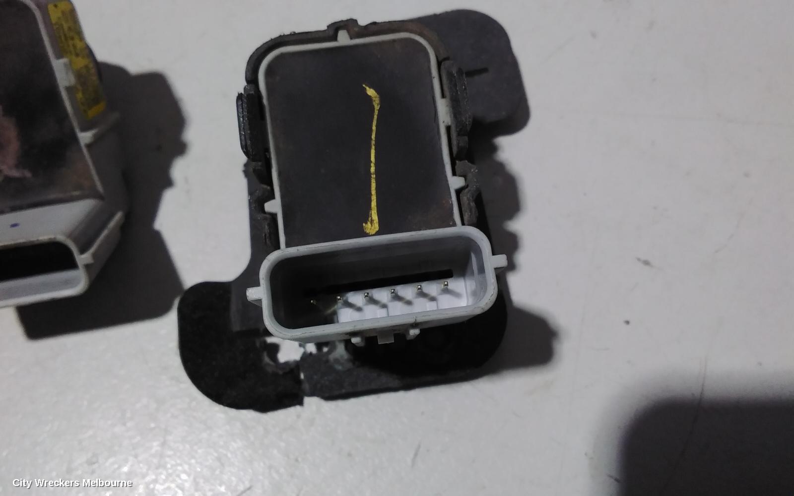 HYUNDAI VELOSTER, FS, 10/2011 - 08/2019, REAR BAR SENSORS (X3): 83429