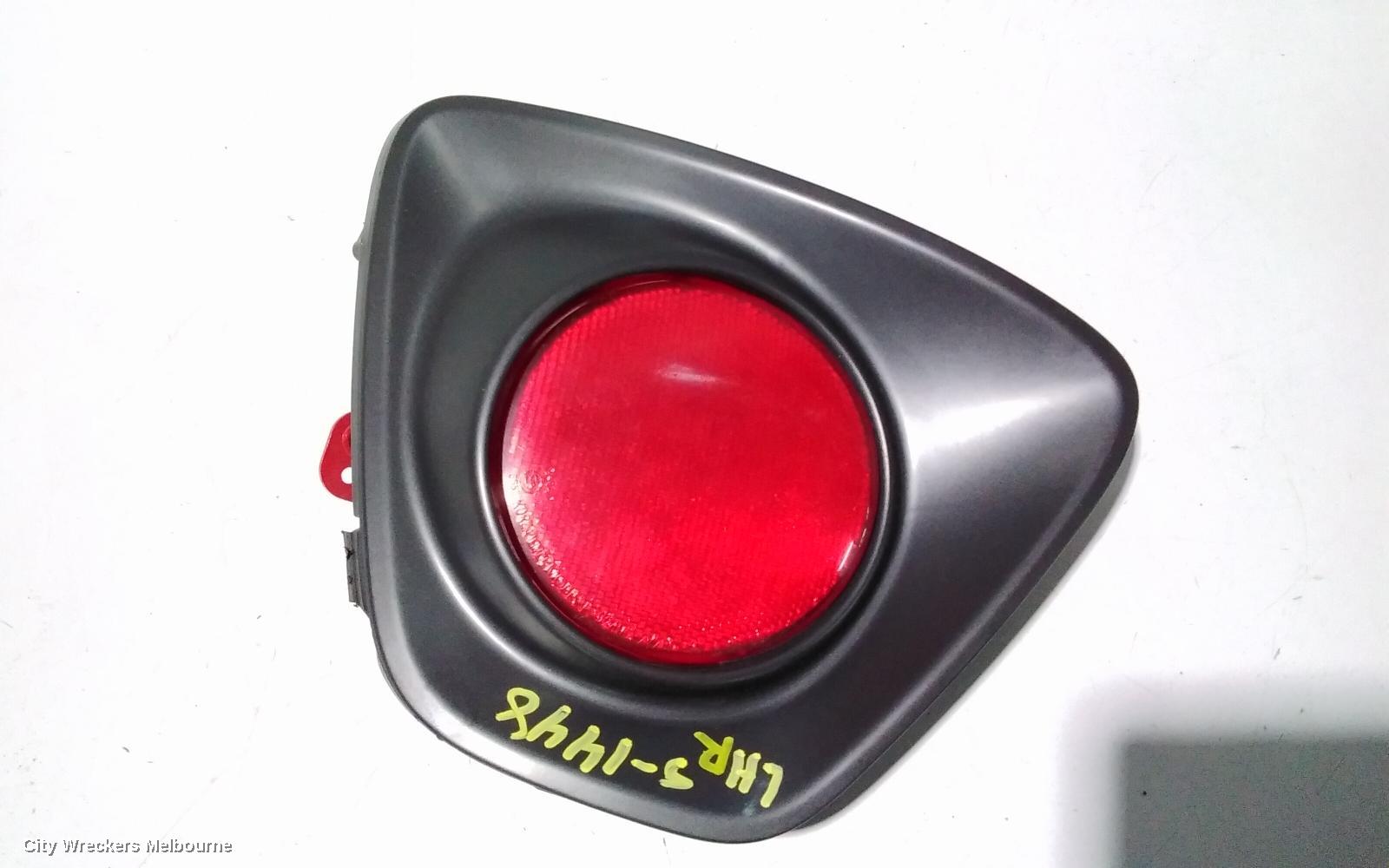 HYUNDAI VELOSTER LEFT TAILLIGHT, BUMPER REFLECTOR, FS, ROUND (TURBO TYPE), 12/2011 - 02/2018