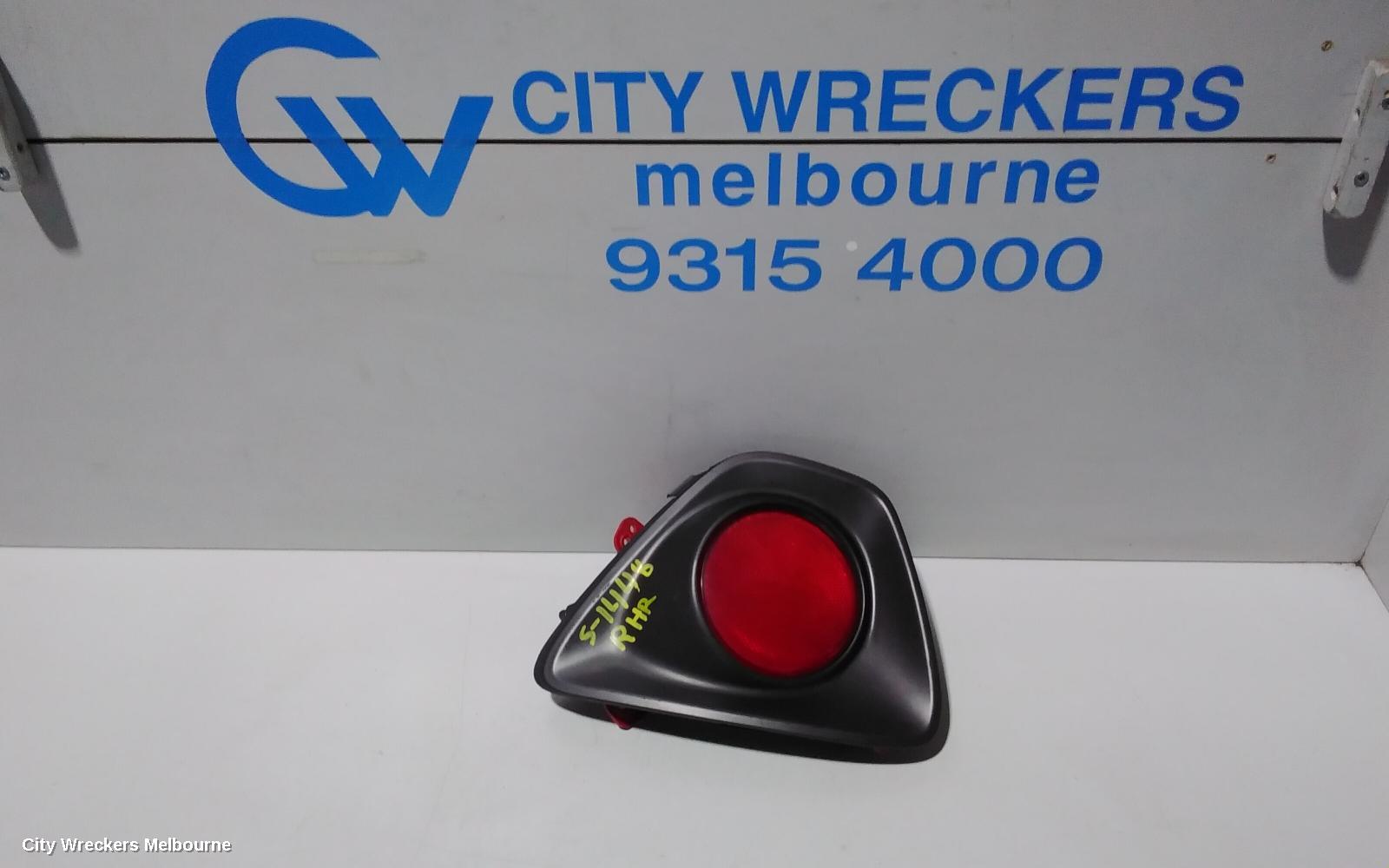 HYUNDAI VELOSTER RIGHT TAILLIGHT, BUMPER REFLECTOR, FS, ROUND (TURBO TYPE), 12/2011 - 02/2018