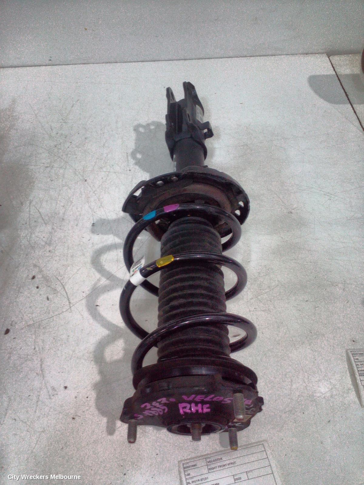HYUNDAI VELOSTER RIGHT FRONT STRUT, JS, 09/2019 - 07/2021