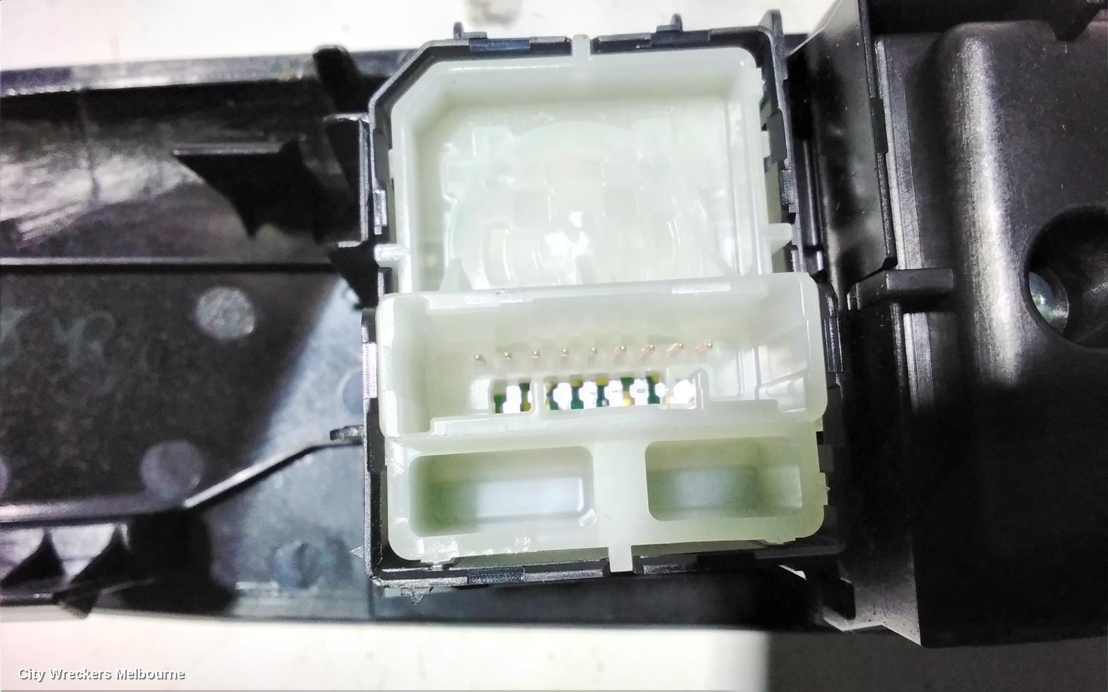 TOYOTA CAMRY PWR DR WIND SWITCH, RH FRONT (MASTER SWITCH), XV70, 09/2017 - 01/2021