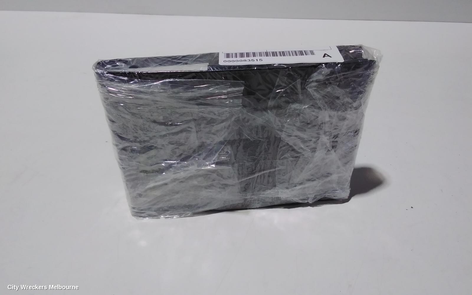 VOLKSWAGEN JETTA OWNERS HANDBOOK, 1B, PETROL, 02/2011 - 12/2017