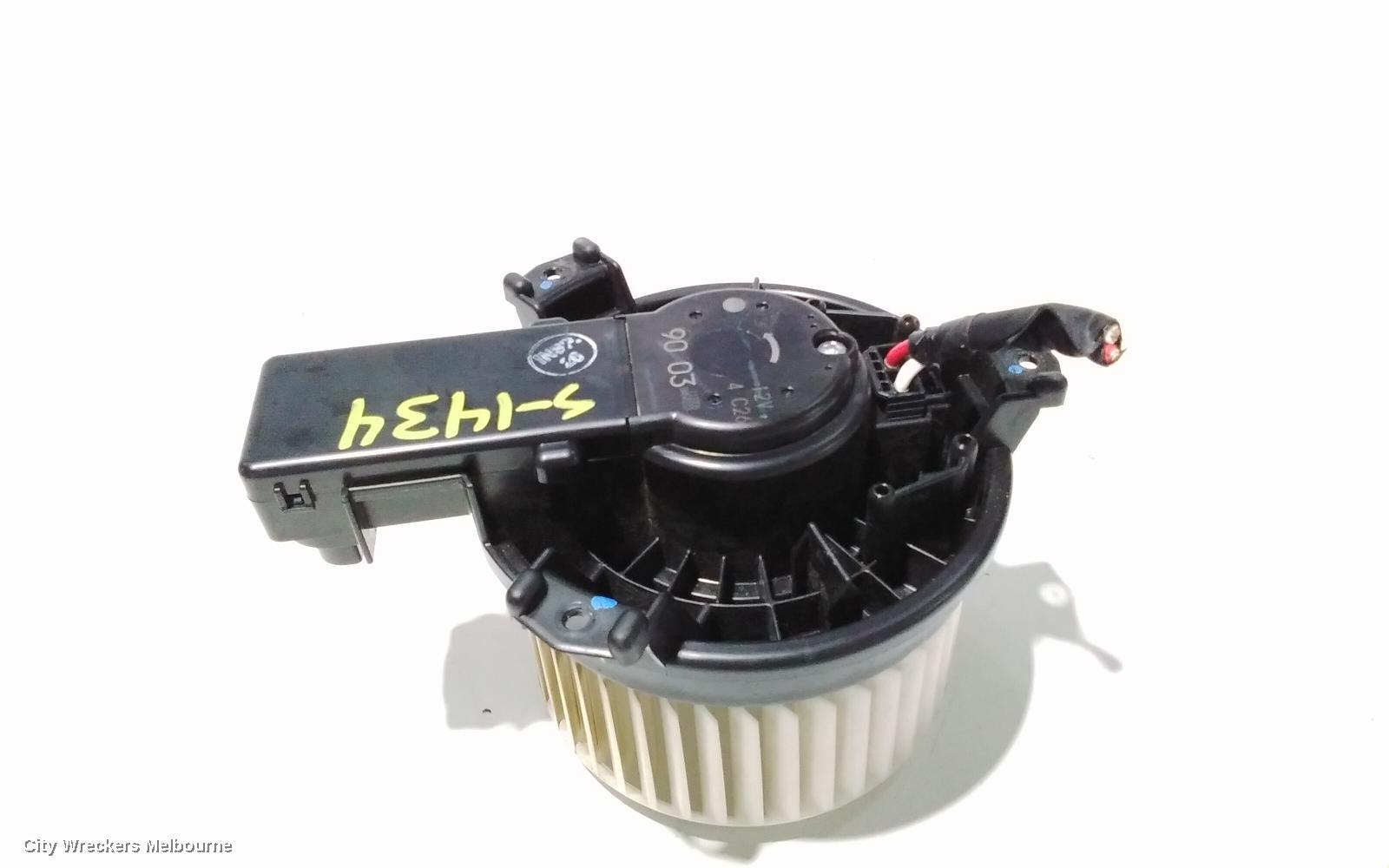 TOYOTA HILUX HEATER FAN MOTOR, 09/2015 ONWARDS