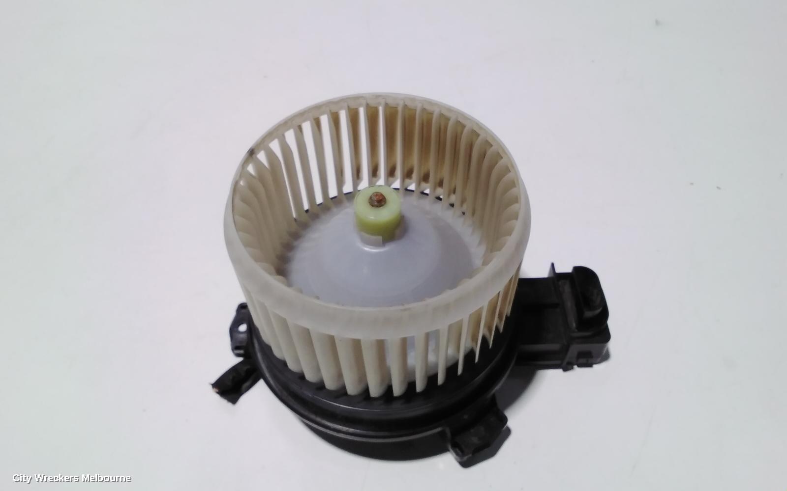 TOYOTA HILUX HEATER FAN MOTOR, 09/2015 ONWARDS