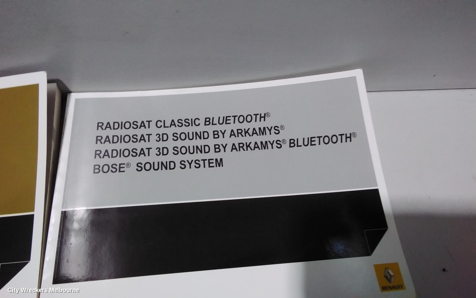 RENAULT FLUENCE OWNERS HANDBOOK, X38 09/2010 - 01/2016
