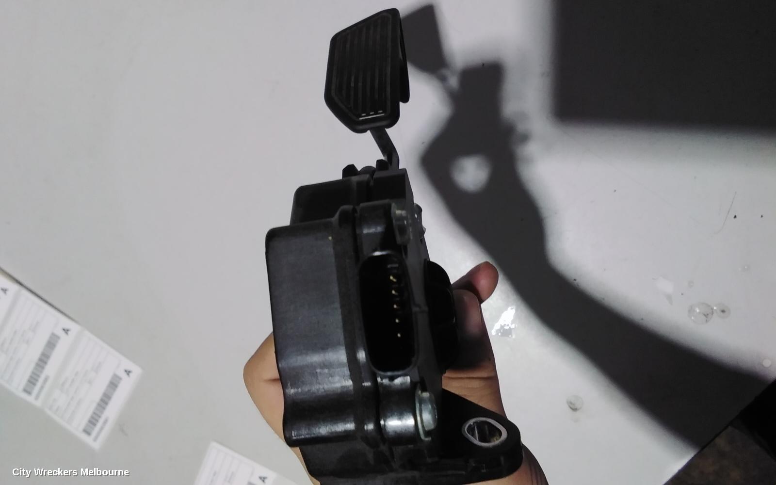 TOYOTA COROLLA PEDAL ASSEMBLY, ACCELERATOR PEDAL, ZRE182R, 10/2012 - 06/2018