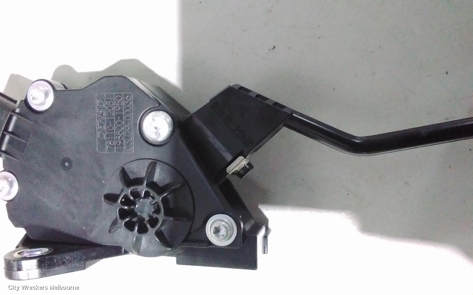 TOYOTA COROLLA PEDAL ASSEMBLY, ACCELERATOR PEDAL, ZRE182R, 10/2012 - 06/2018