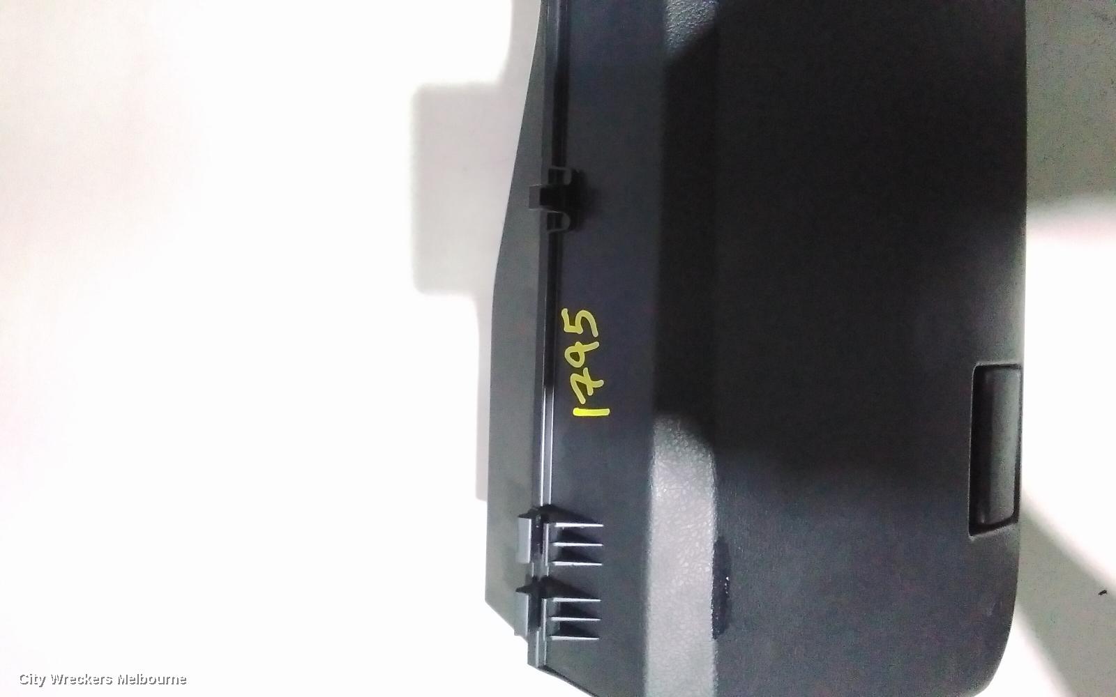 TOYOTA COROLLA GLOVE BOX, ZRE182R 10/2012 - 06/2018