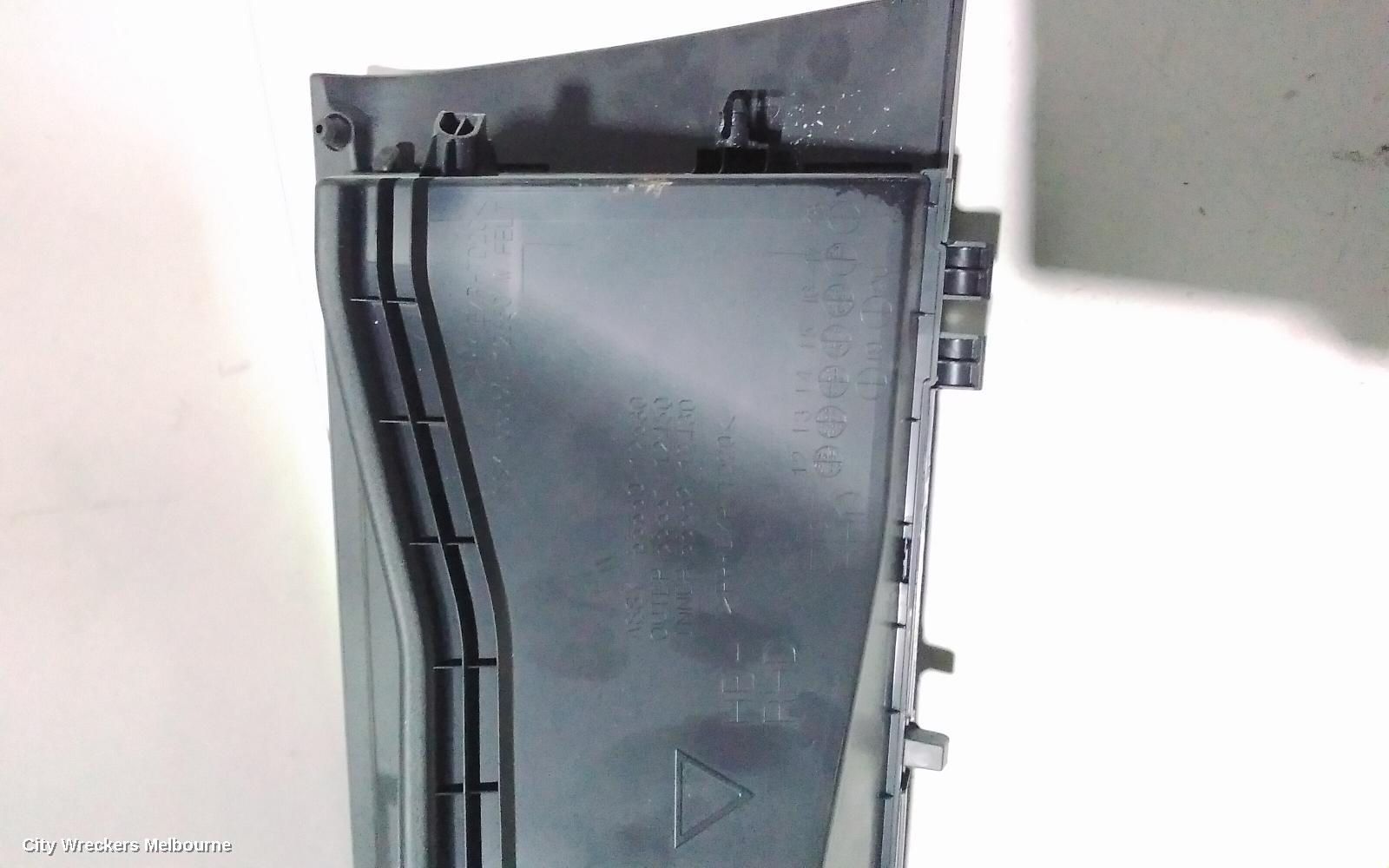 TOYOTA COROLLA GLOVE BOX, ZRE182R 10/2012 - 06/2018