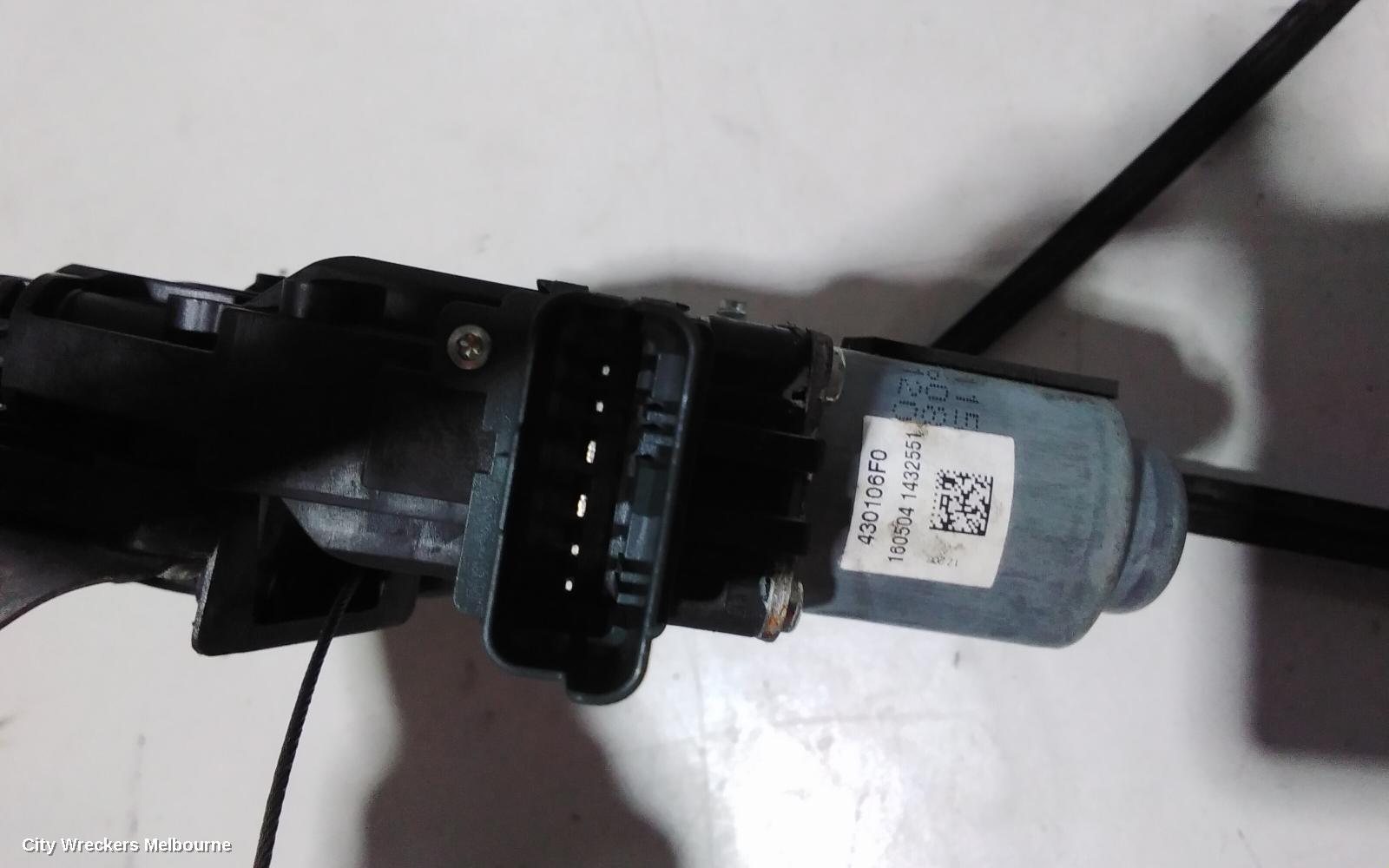 RENAULT MEGANE RIGHT FRONT WINDOW REG/MOTOR, GEN 4, 06/2016 - 02/2020