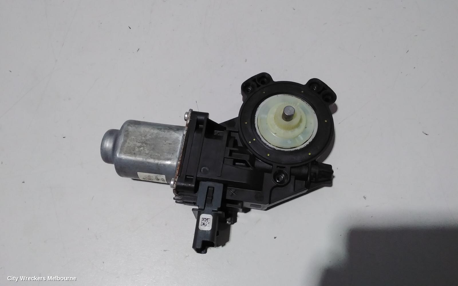 RENAULT MEGANE RIGHT FRONT WINDOW REG/MOTOR, GEN 4, 06/2016 - 02/2020